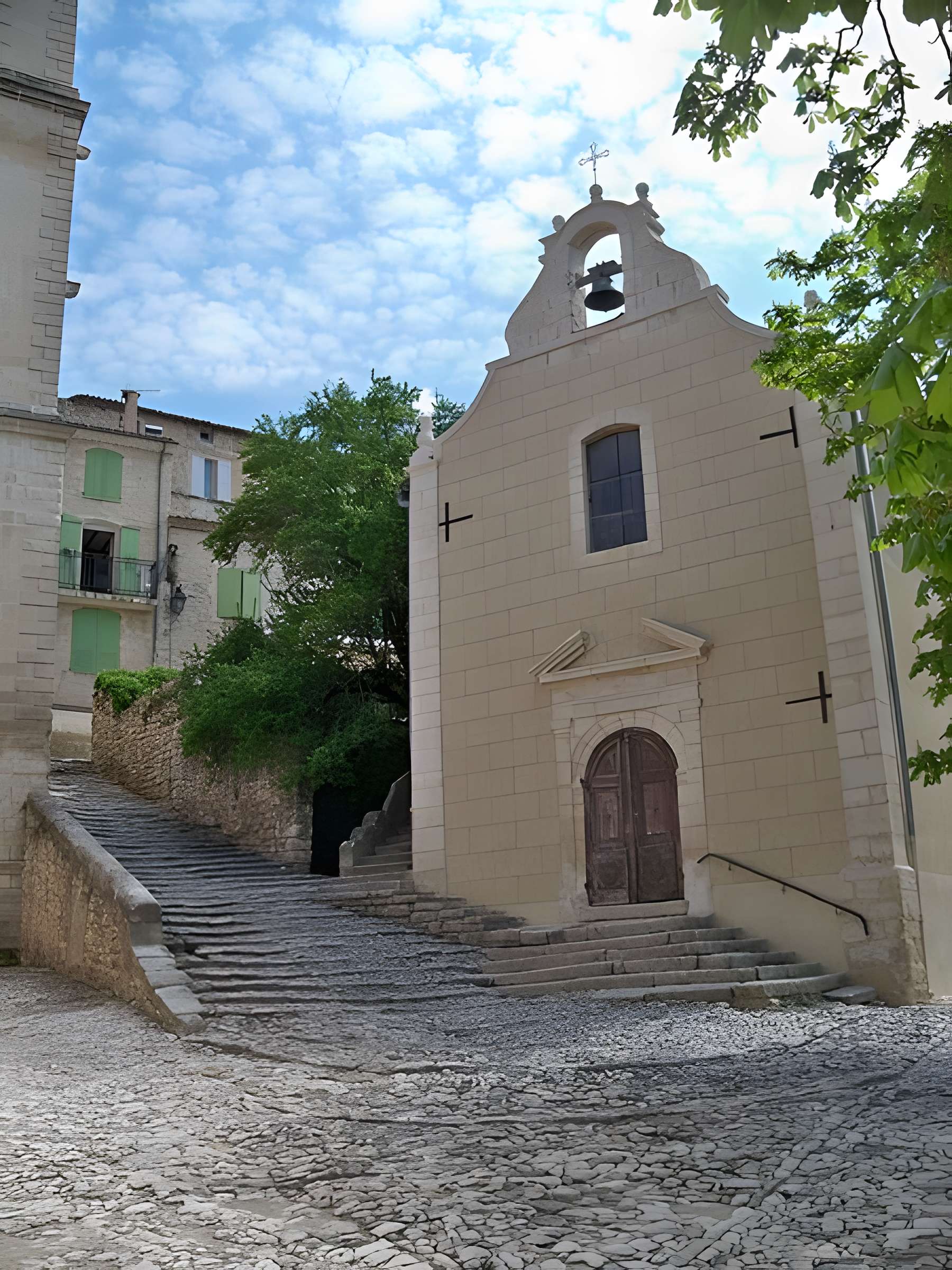 Église Saint-André de Mane