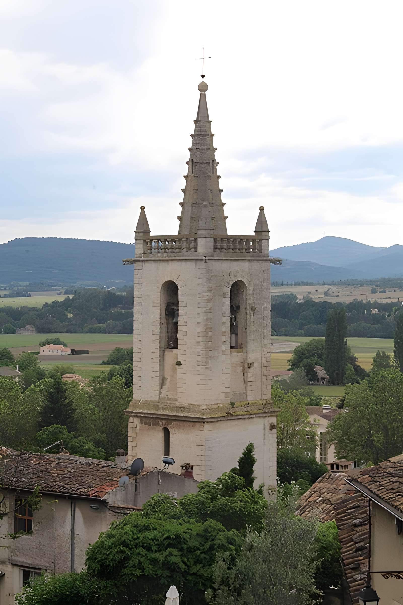 Église Saint-André de Mane