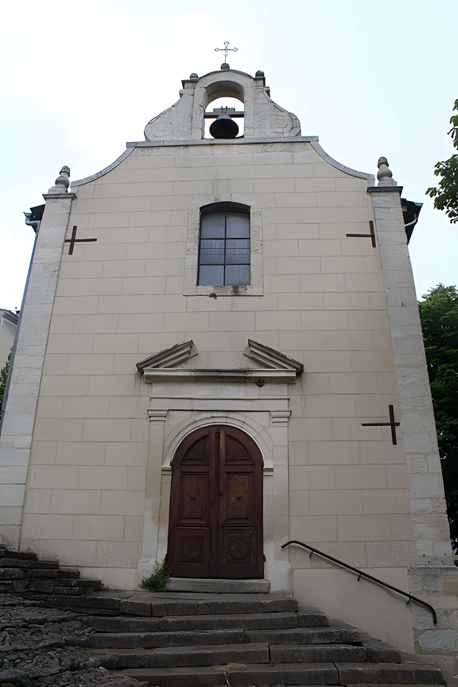Église Saint-André de Mane