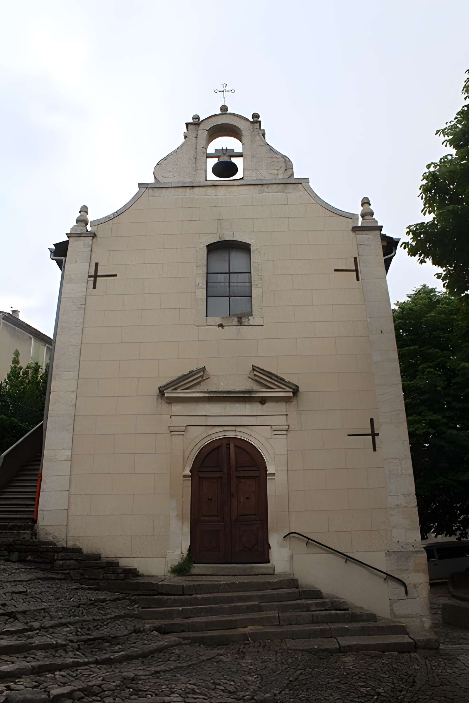 Église Saint-André de Mane