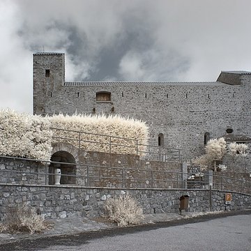 Église Saint-André de Montbolo