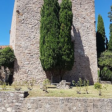 Église Saint-André de Montbolo