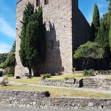 Église Saint-André de Montbolo