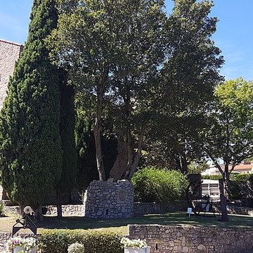 Église Saint-André de Montbolo