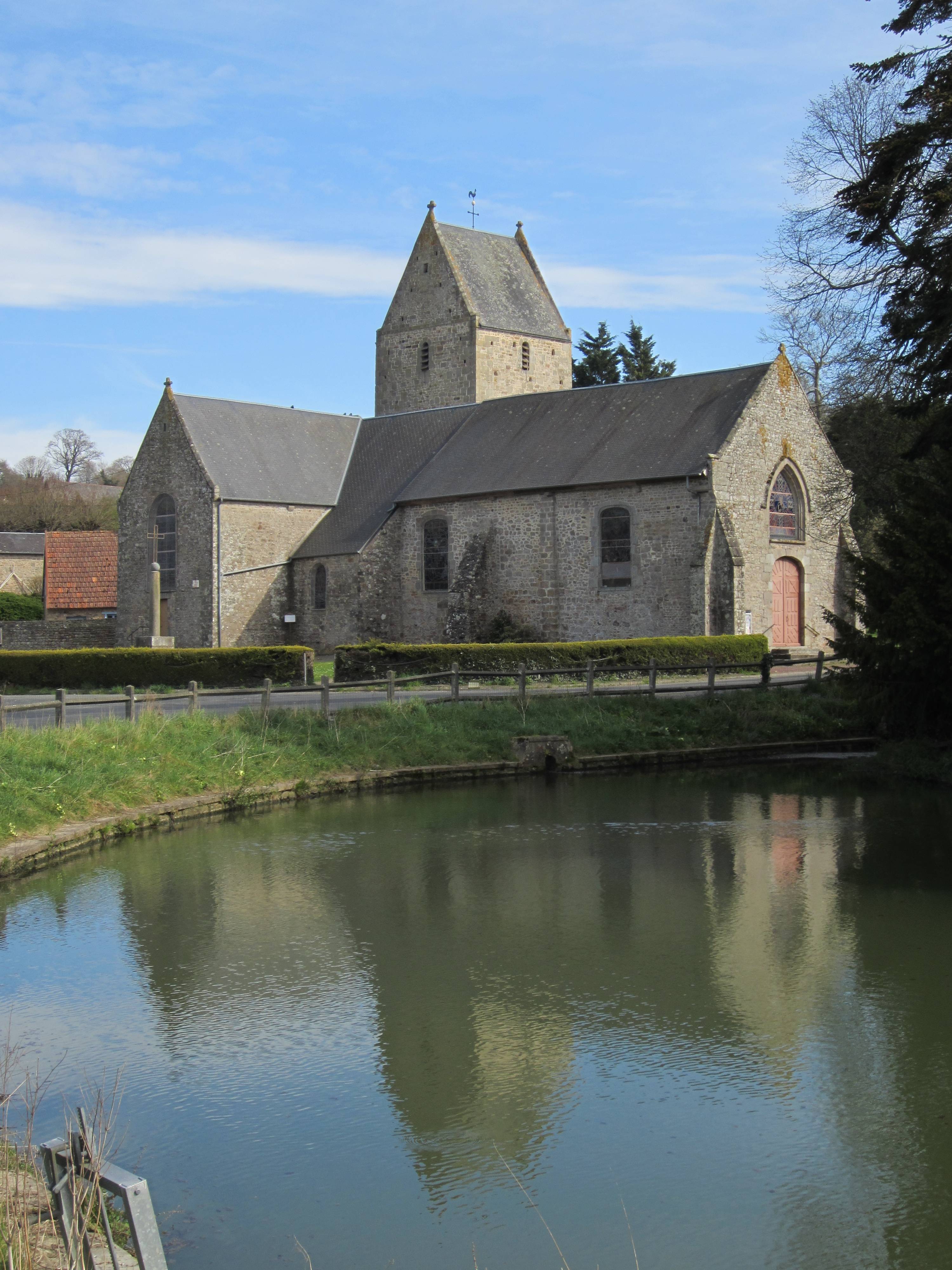 Photo de Église Saint-Pierre de Saint-Pierre-Langers