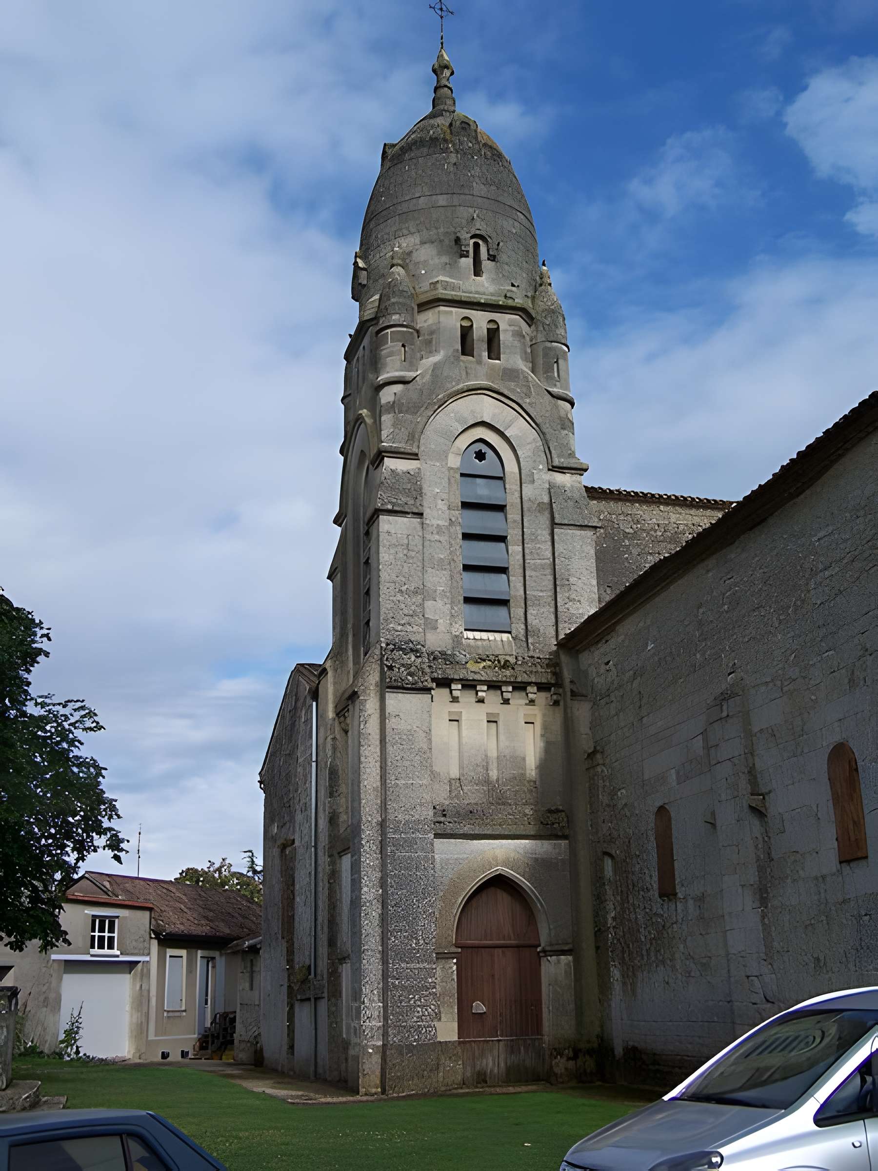 Église Saint-André de Pellegrue
