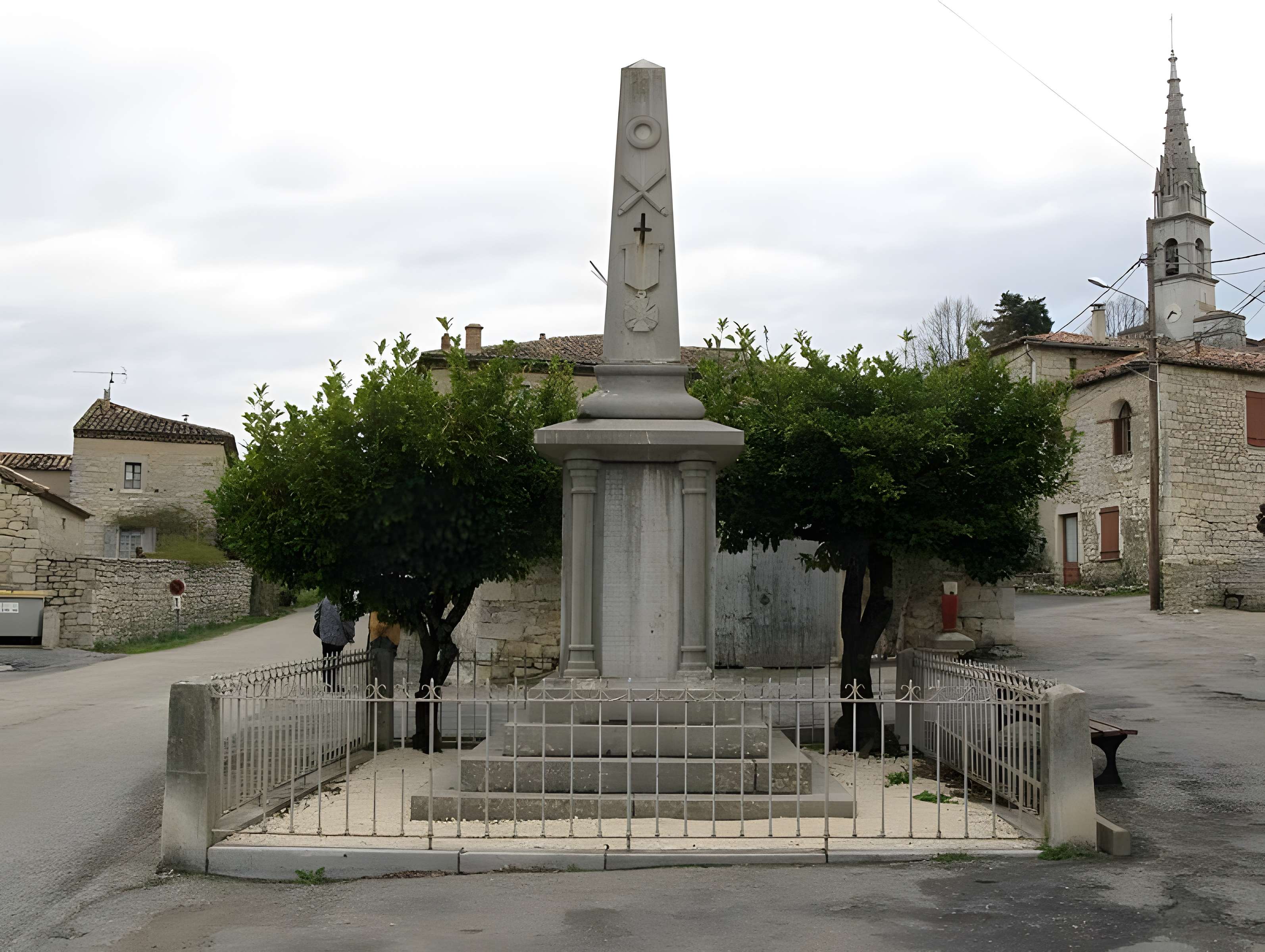 Église Saint-André de Saint-André-de-Cruzières
