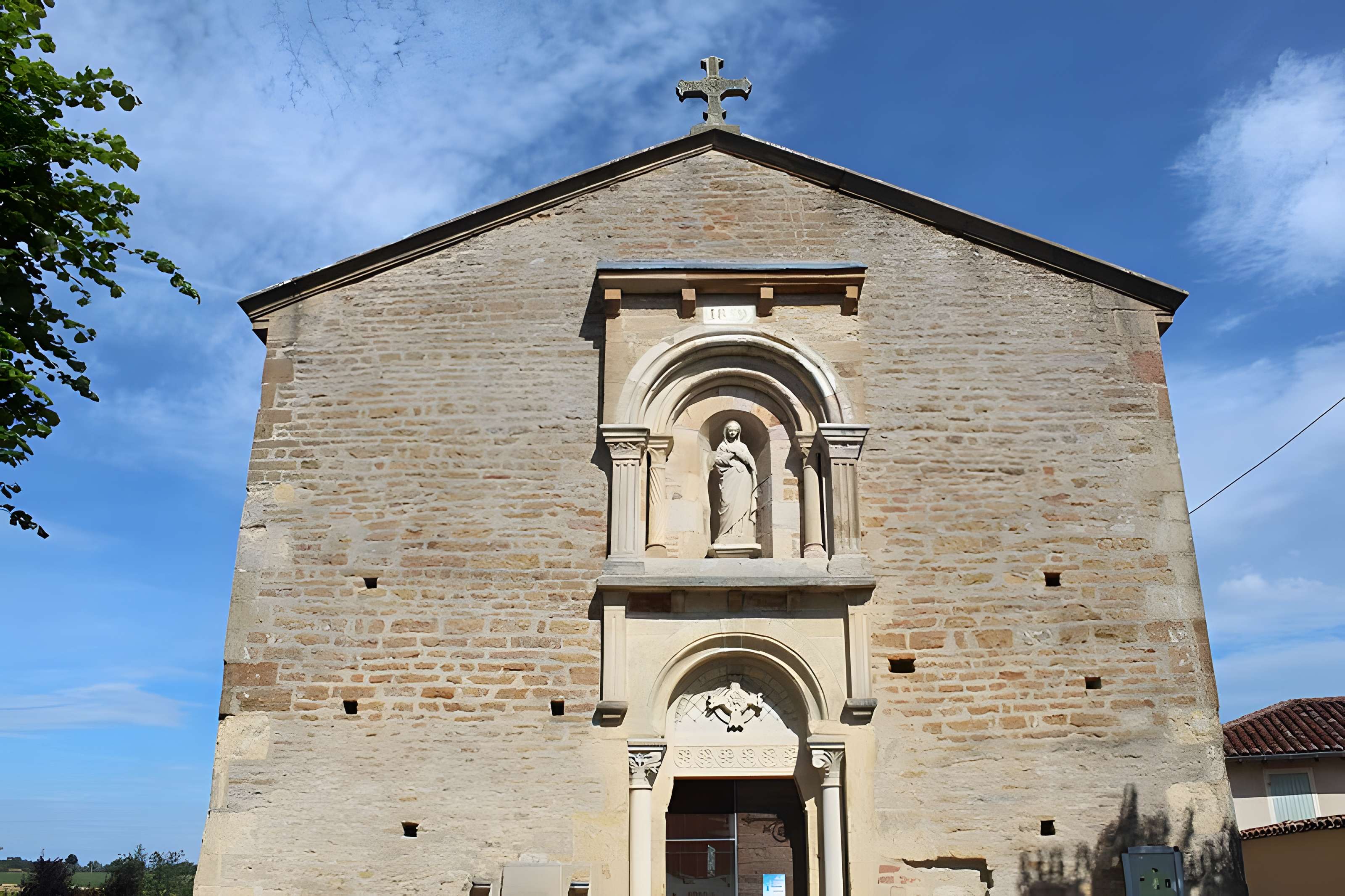 Église Saint-André de Saint-André-d'Huiriat