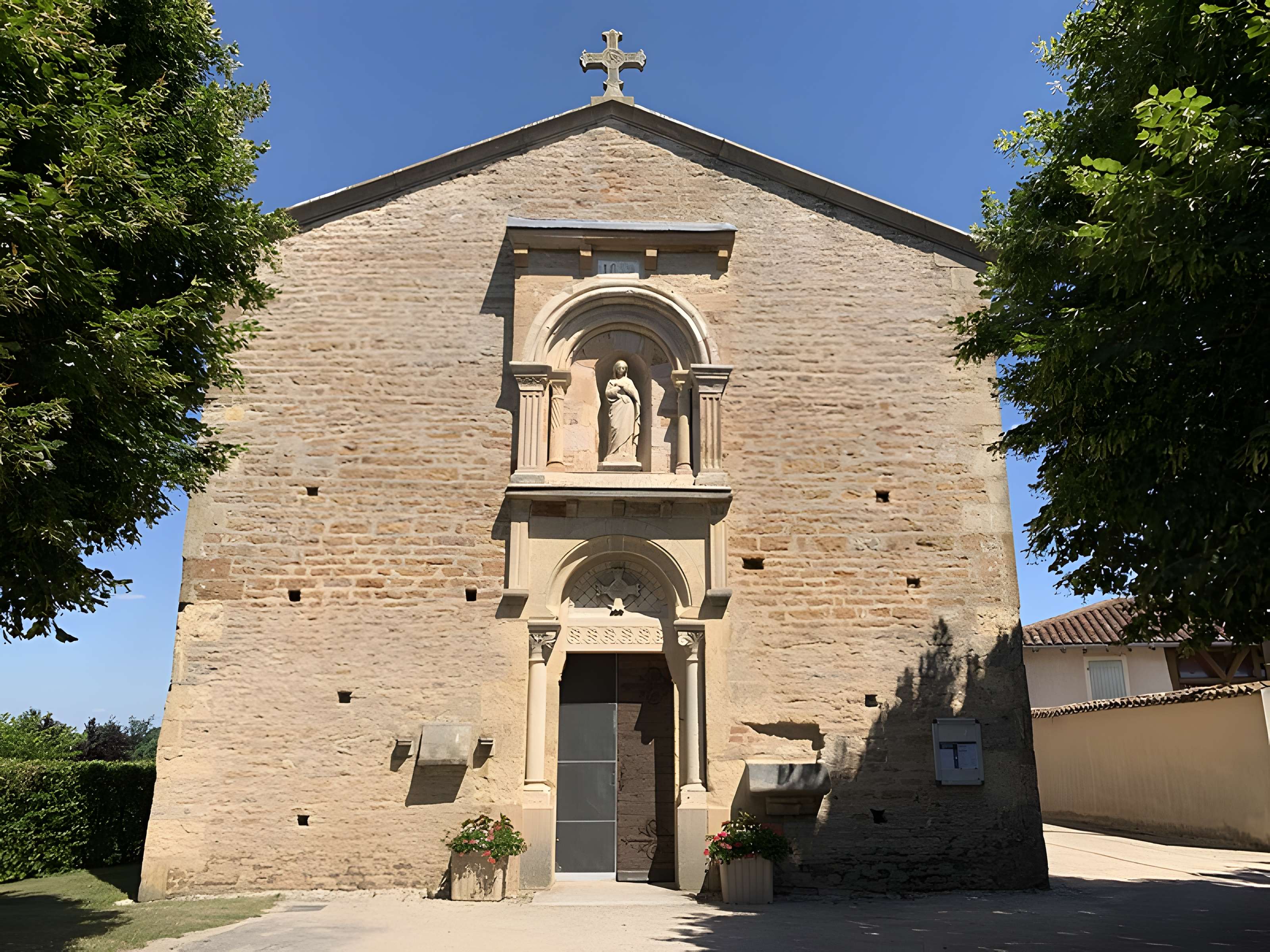 Église Saint-André de Saint-André-d'Huiriat