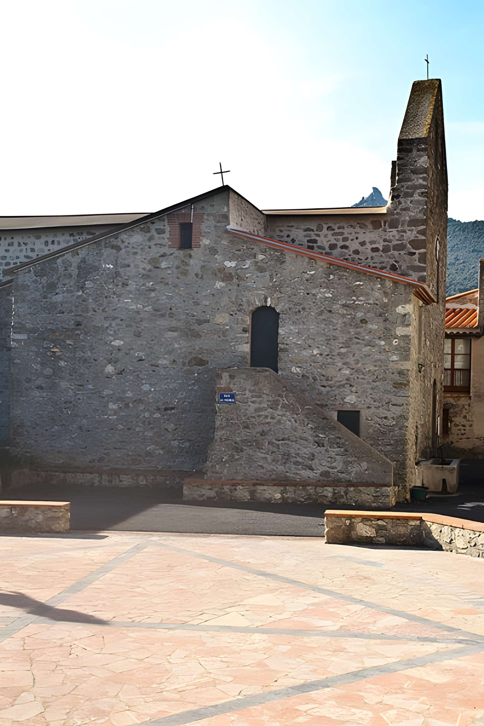 Église Saint-André de Tarerach 