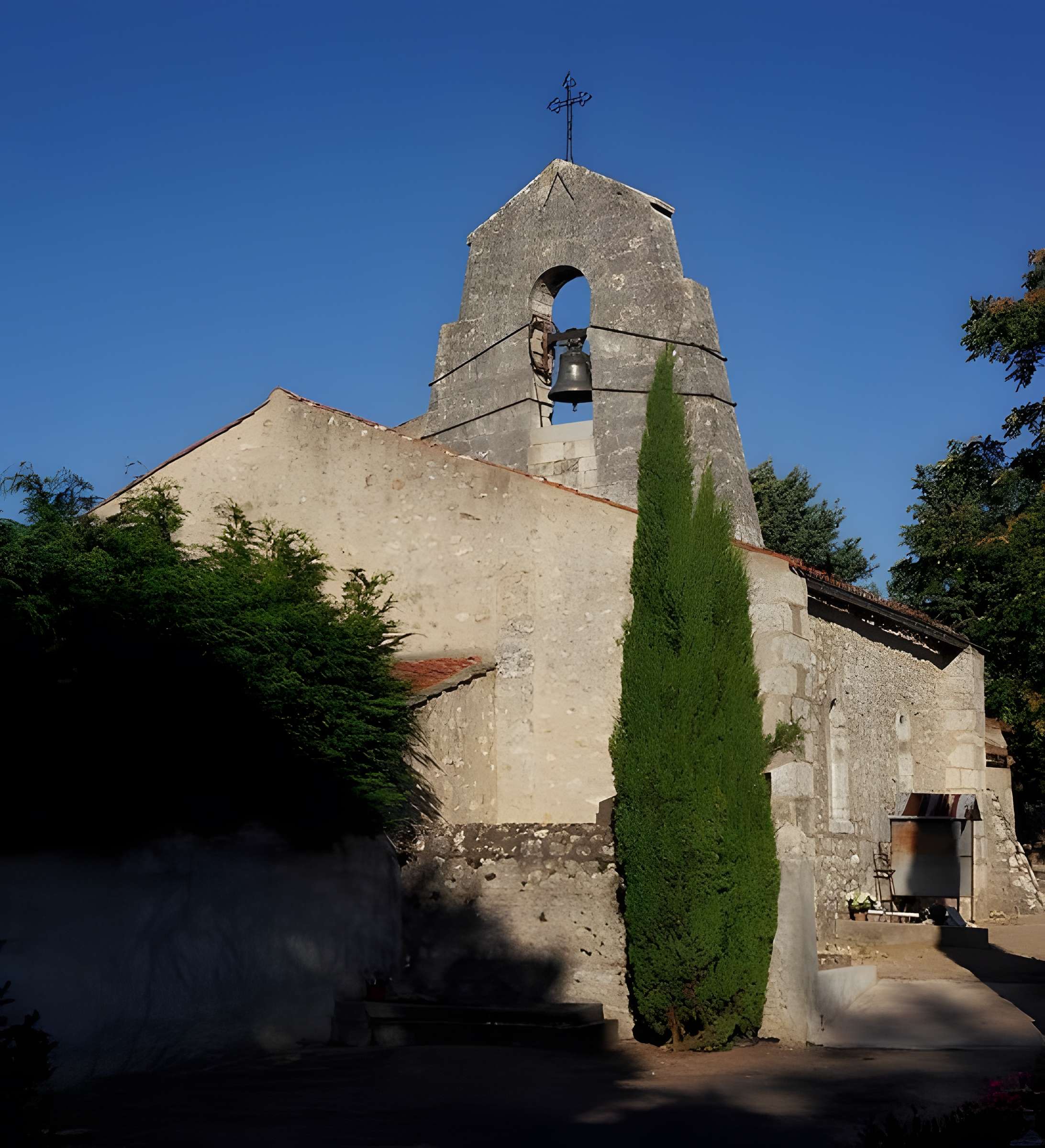 Église Saint-André de Valignat 