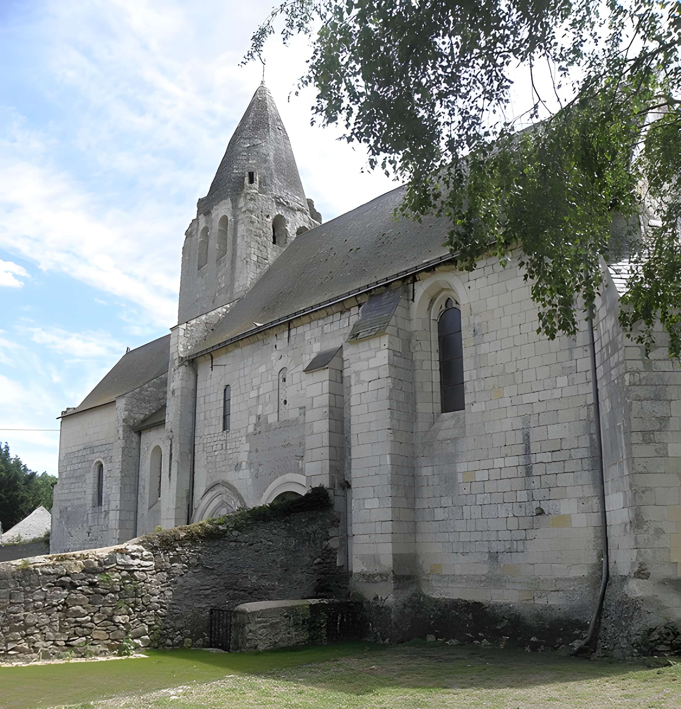 Église Saint-André de Verrie