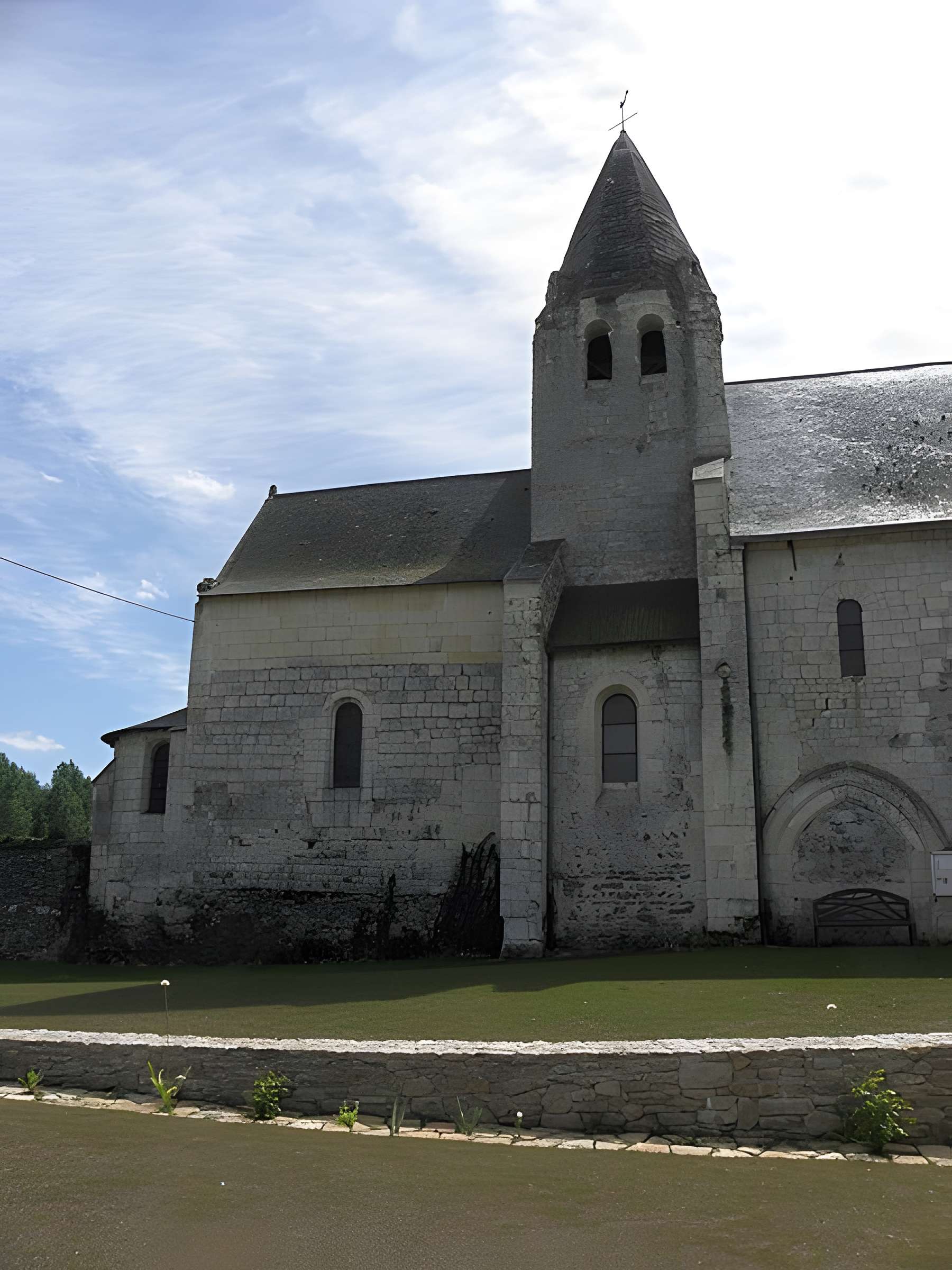Église Saint-André de Verrie