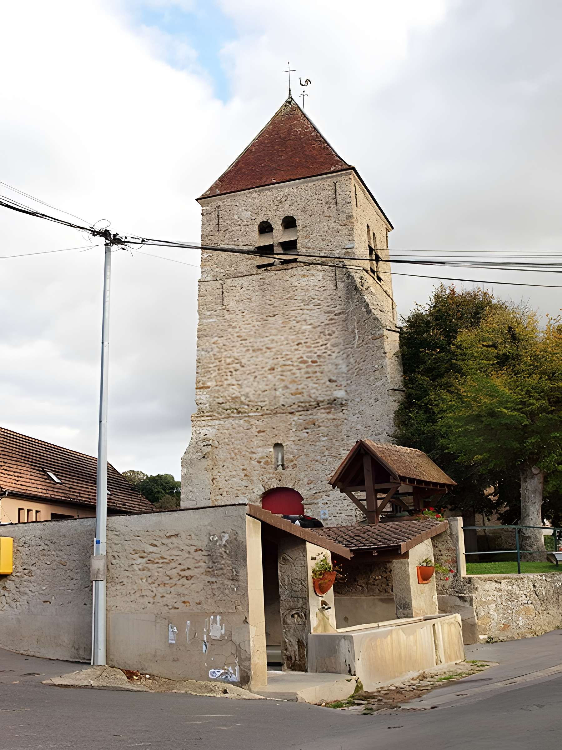 Église Saint-André d'Essises