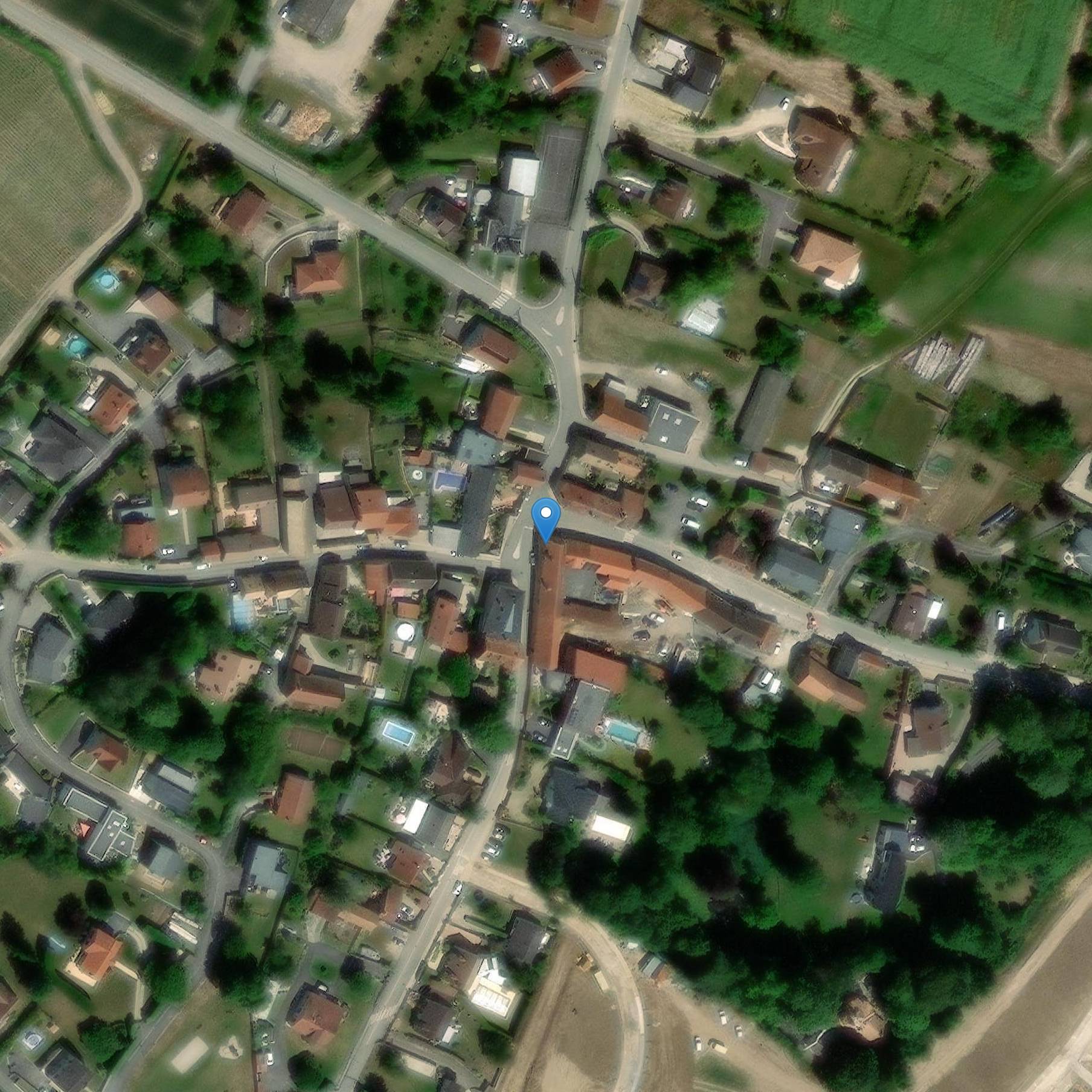 Photo de ノートルダム・デ・クールチェレス教会