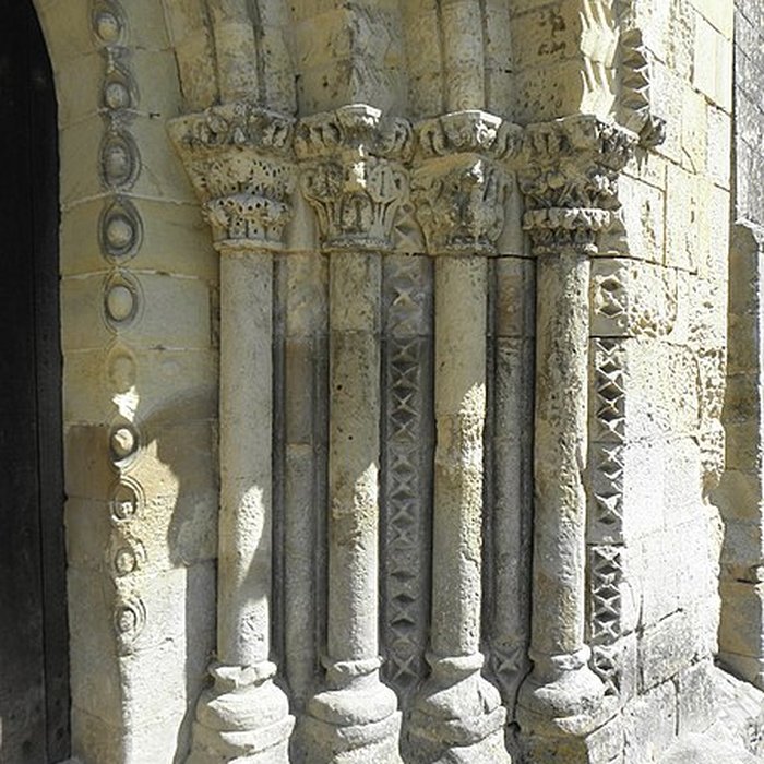 Photo de Église Saint-Aubin de Bazouges-sur-le-Loir