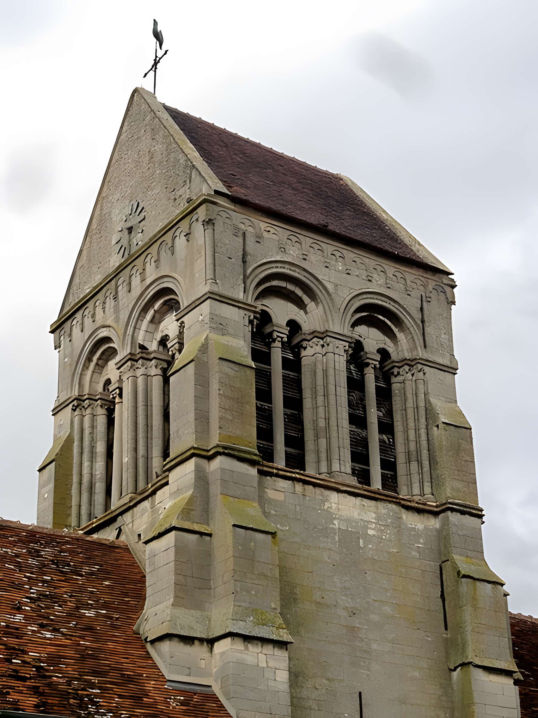 Église Saint-Aubin de Cauffry