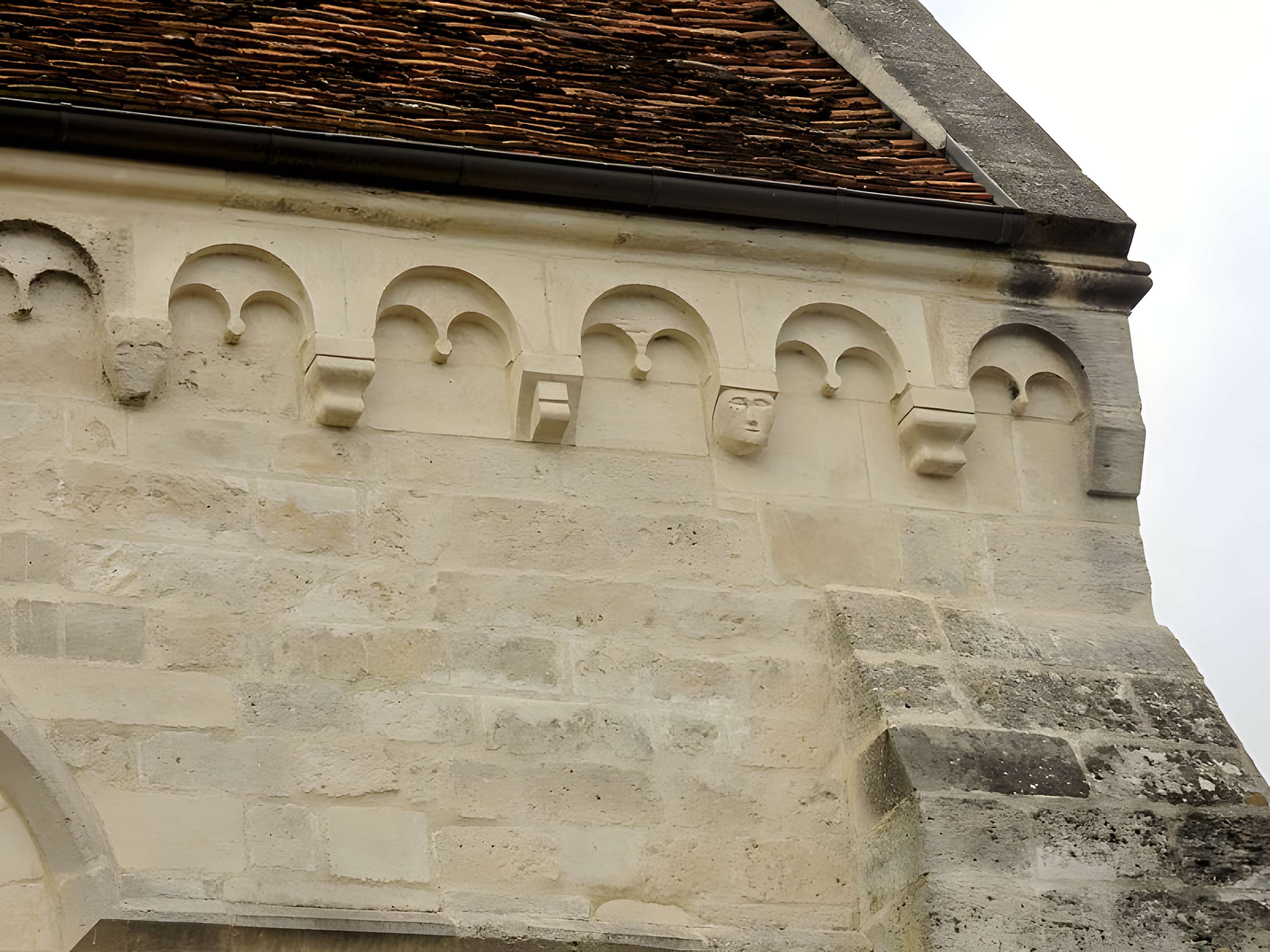 Église Saint-Aubin de Cauffry