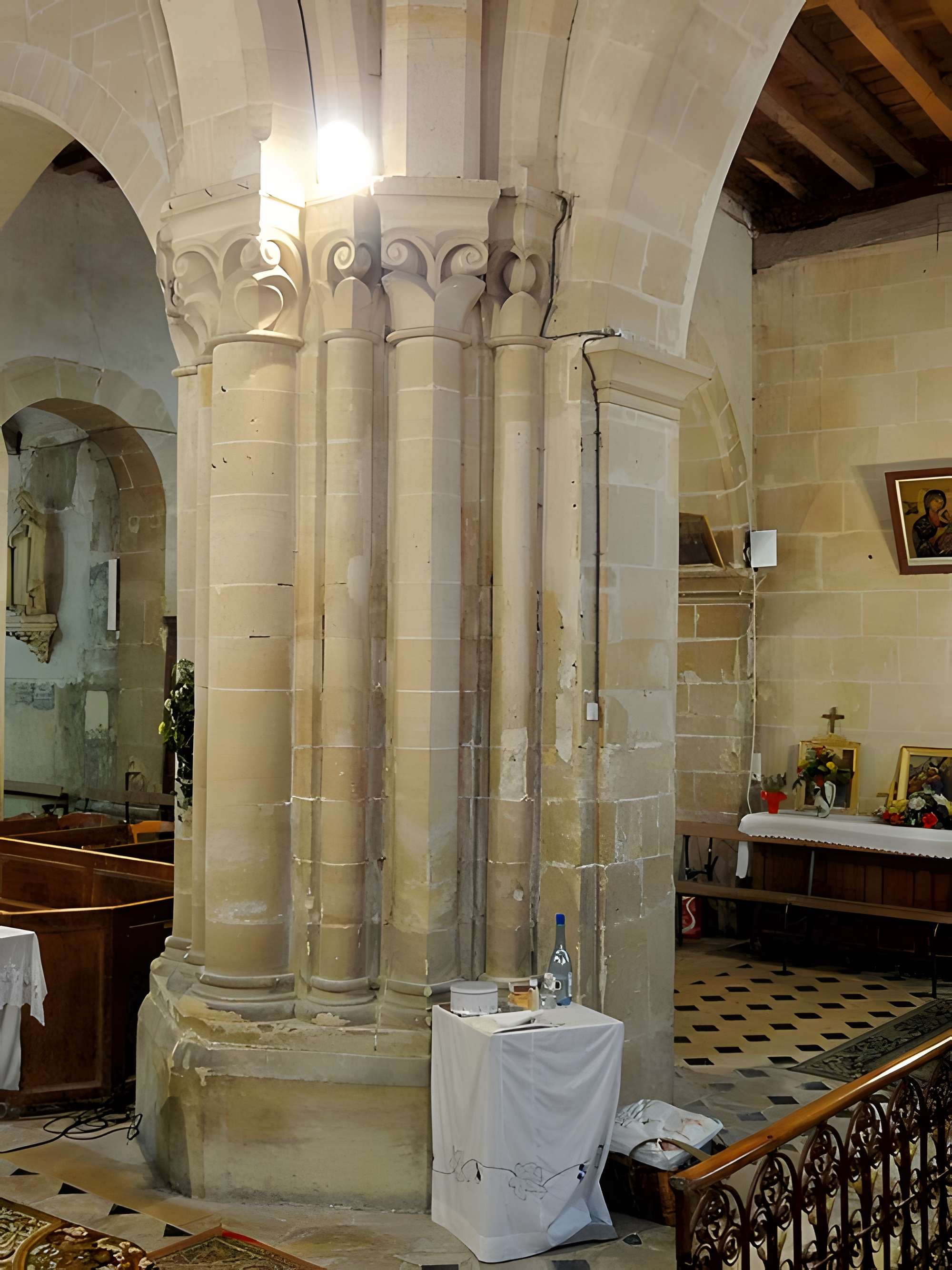 Église Saint-Aubin de Cauffry