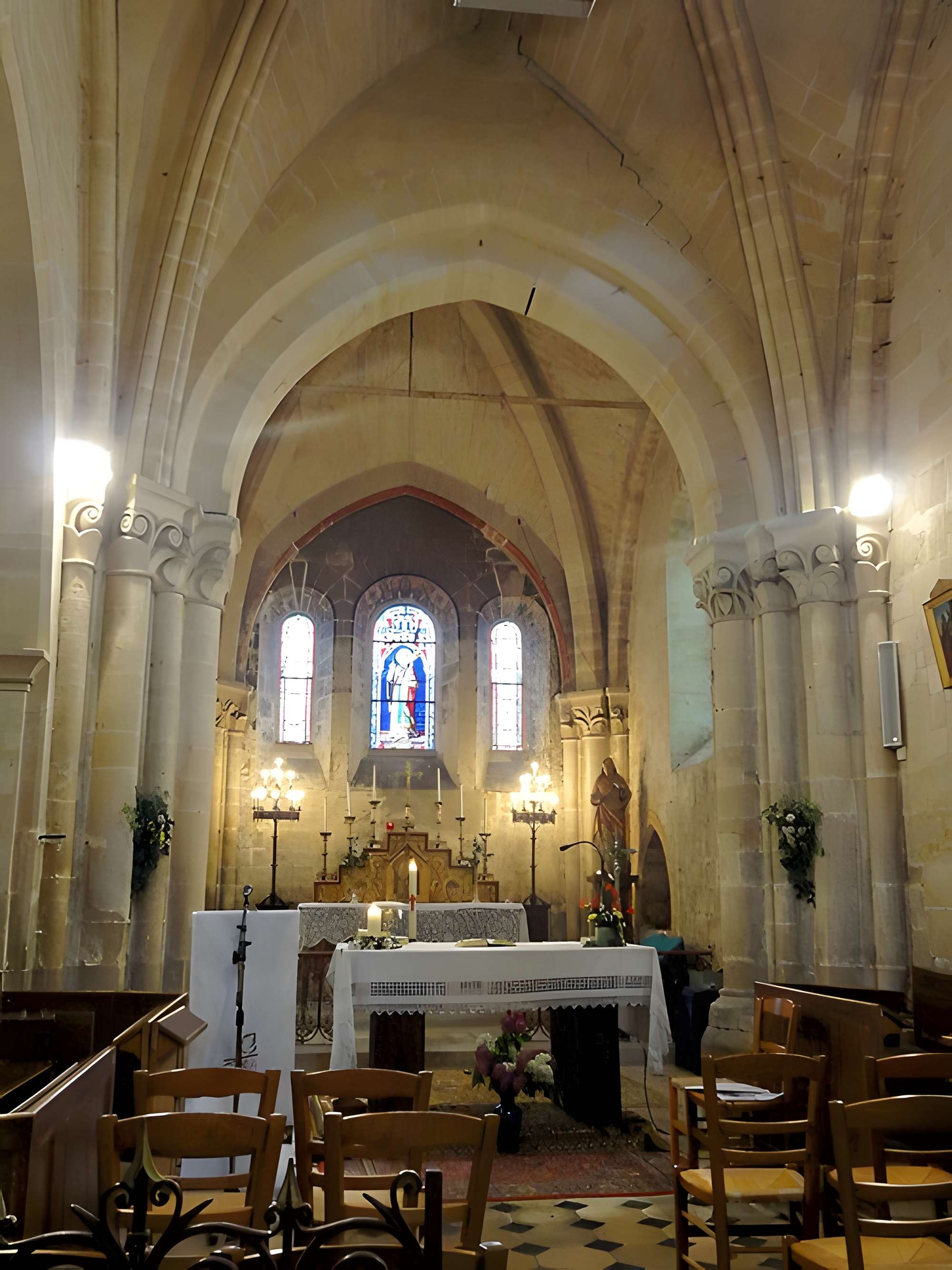 Église Saint-Aubin de Cauffry