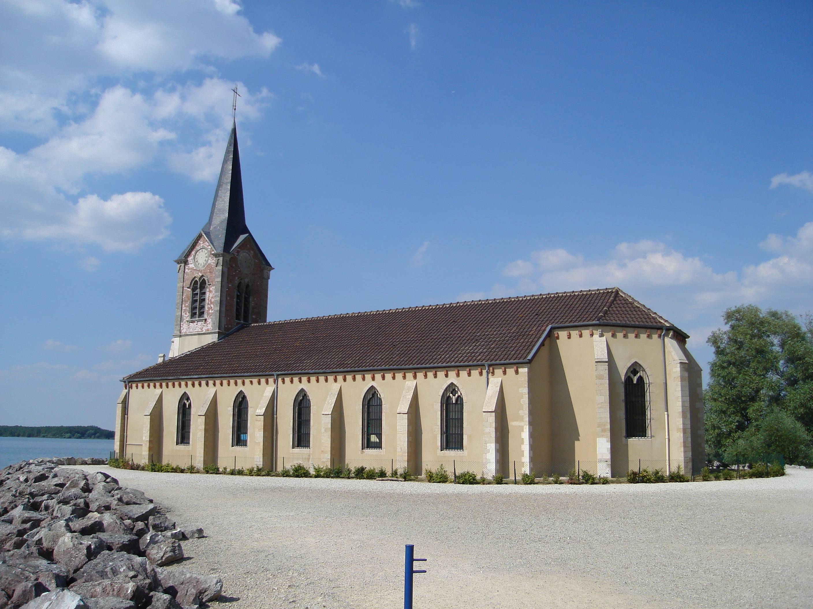Photo de Église Saint-Laurent de Champaubert