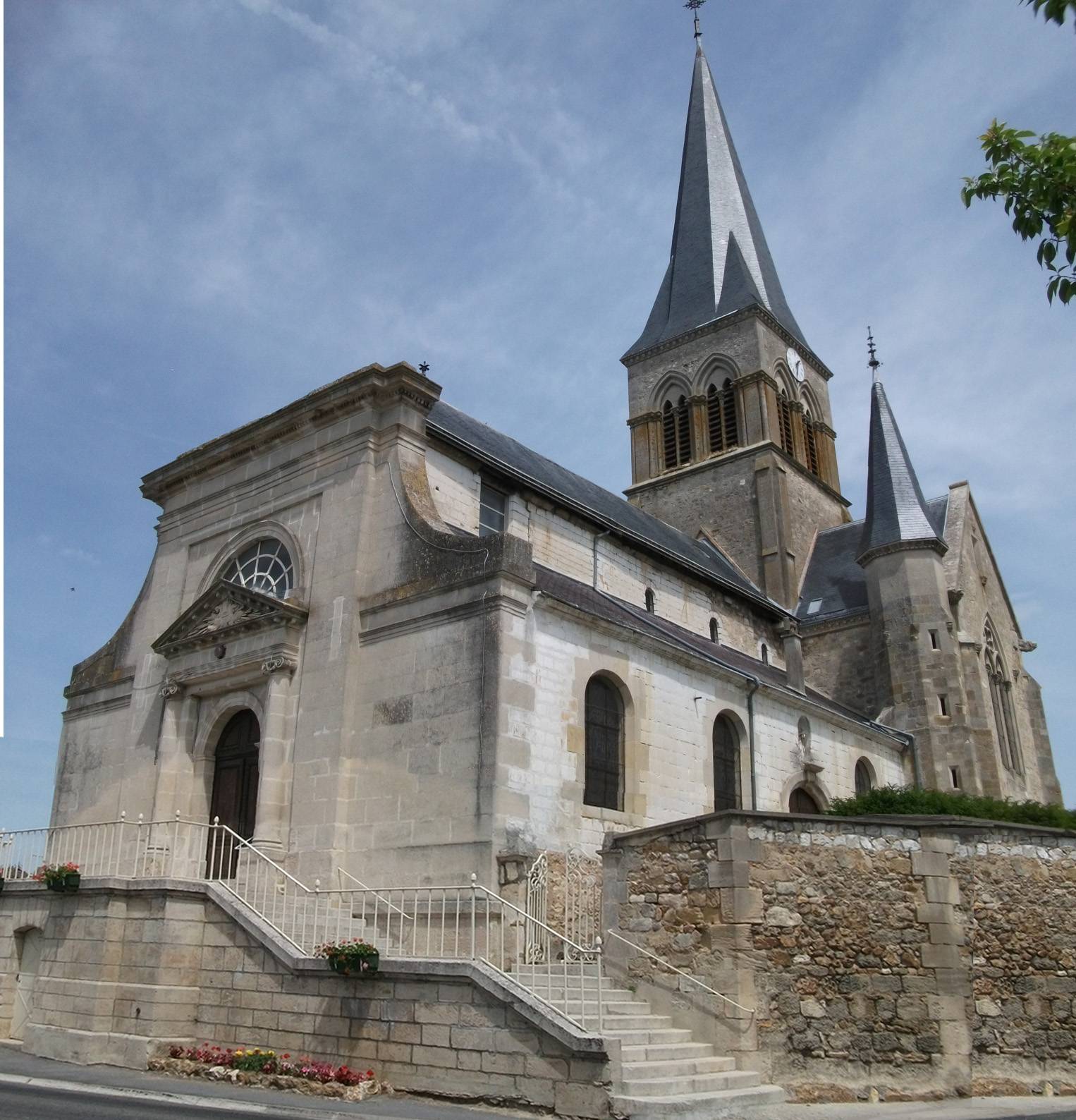 Photo de Église Notre-Dame de Juvigny