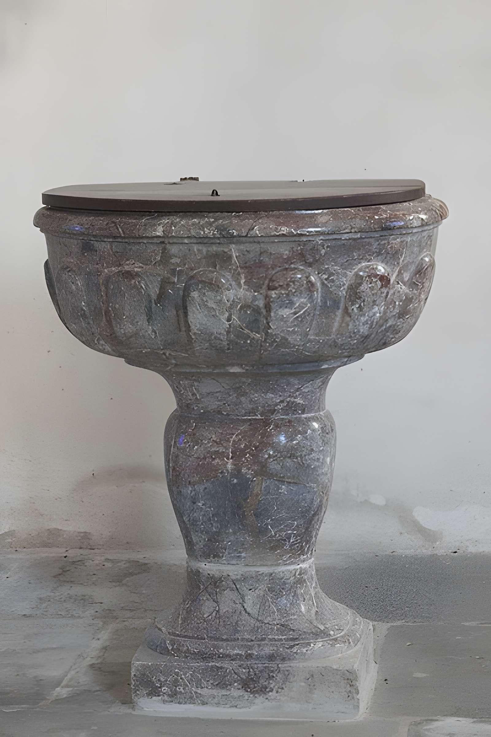 Église Saint-Aubin de Saint-Aubin-sur-Loire