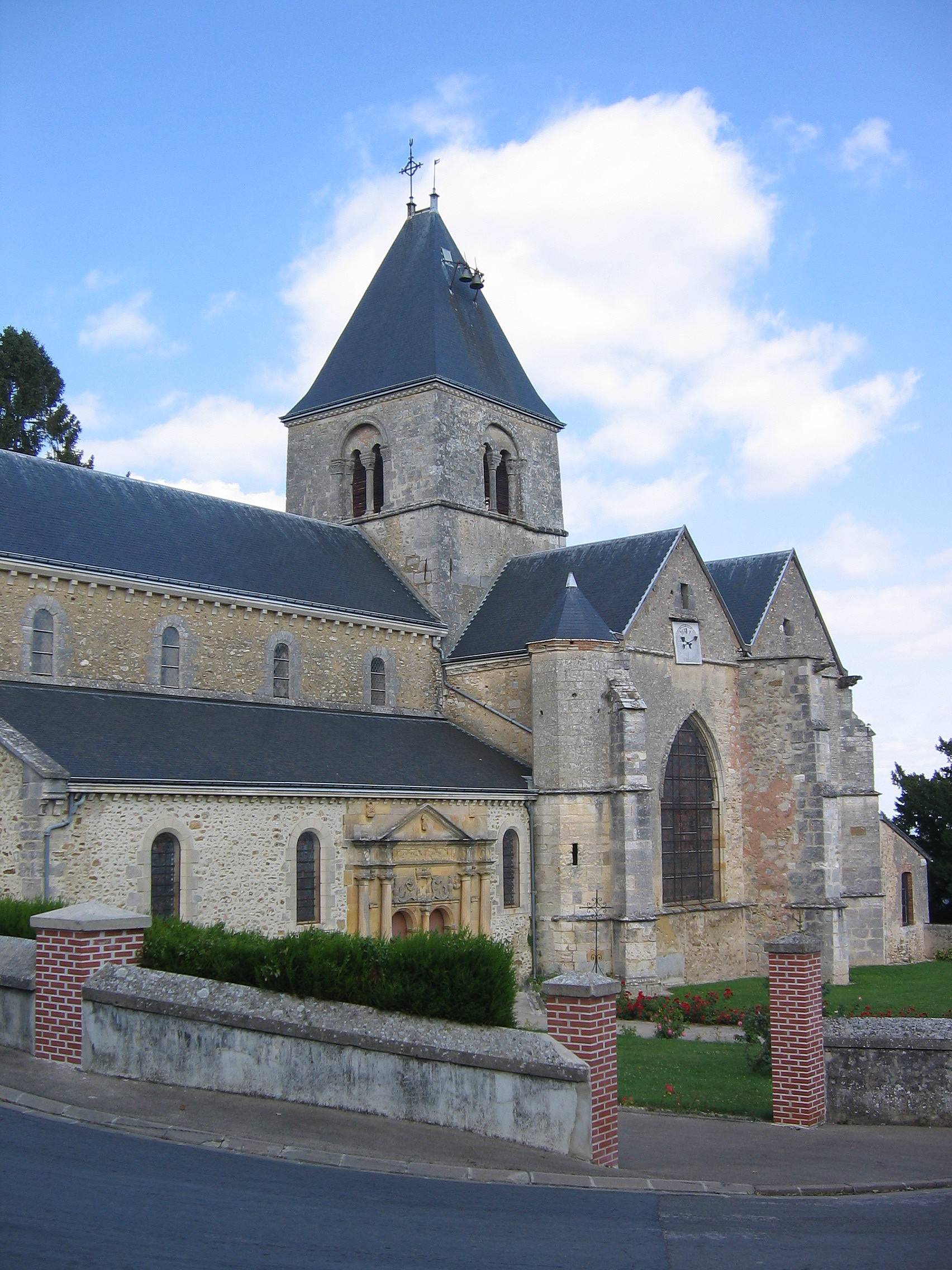 Photo de Église Saint-Nicolas du Mesnil-sur-Oger