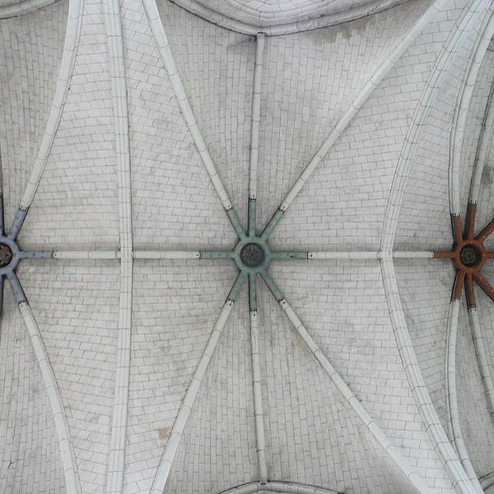 Photo de Église Saint-Aubin de Seiches-sur-le-Loir