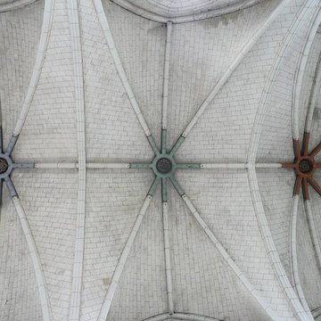 Église Saint-Aubin de Seiches-sur-le-Loir