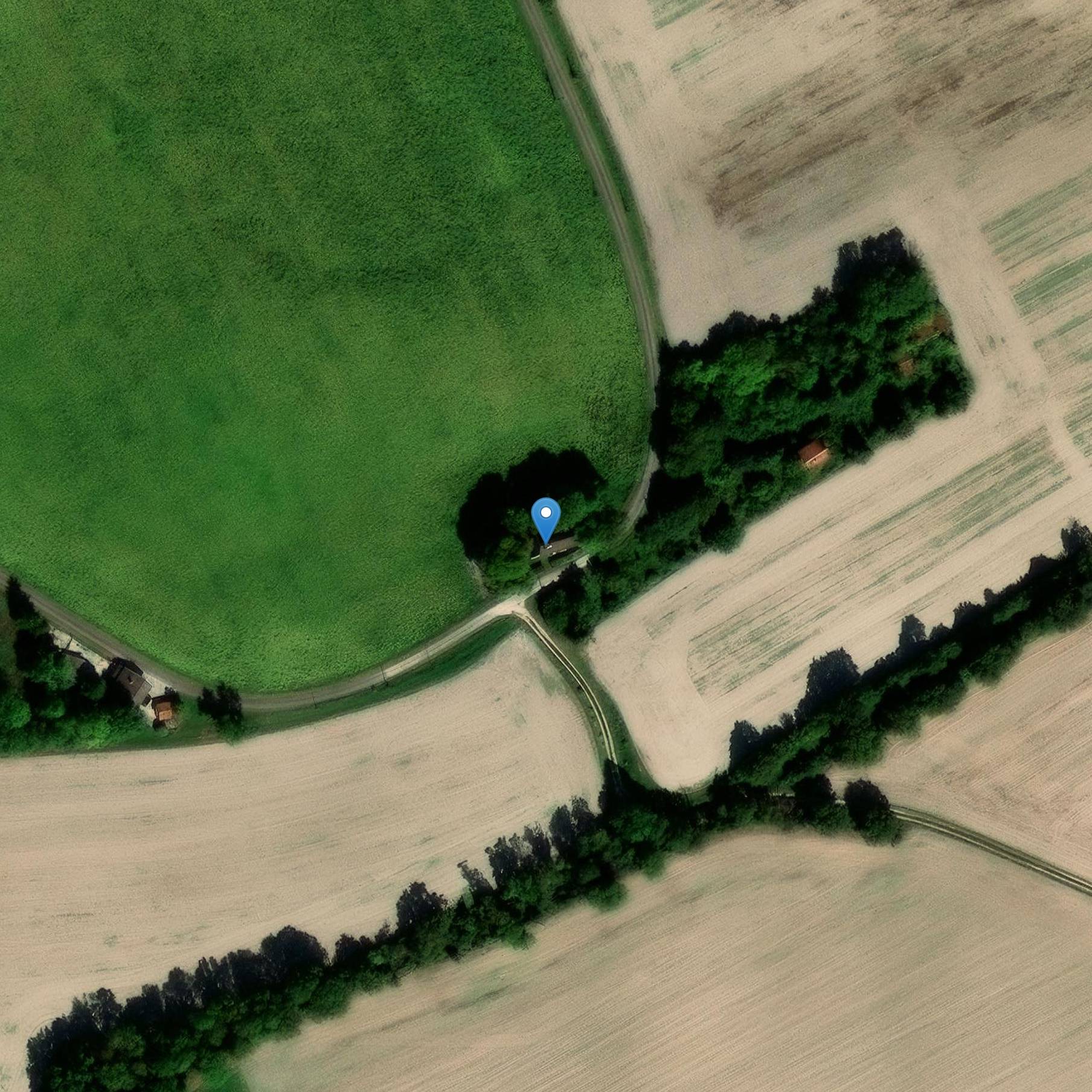 Photo de Iglesia de San Cristóbal de Hancourt