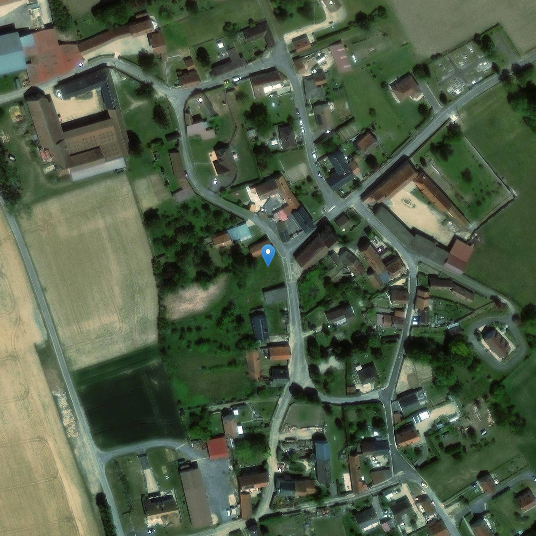 Photo de Kirche von Notre-Dame de Mont-sur-Courville