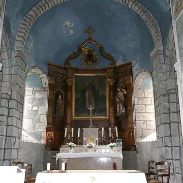 Église Saint-Austremoine à Égliseneuve-dEntraigues