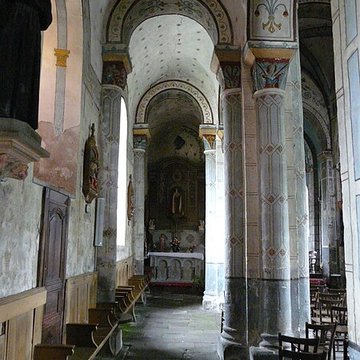 Église Saint-Austremoine à Égliseneuve-dEntraigues
