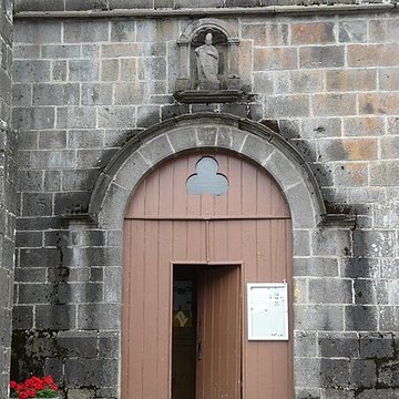 Église Saint-Austremoine à Égliseneuve-dEntraigues
