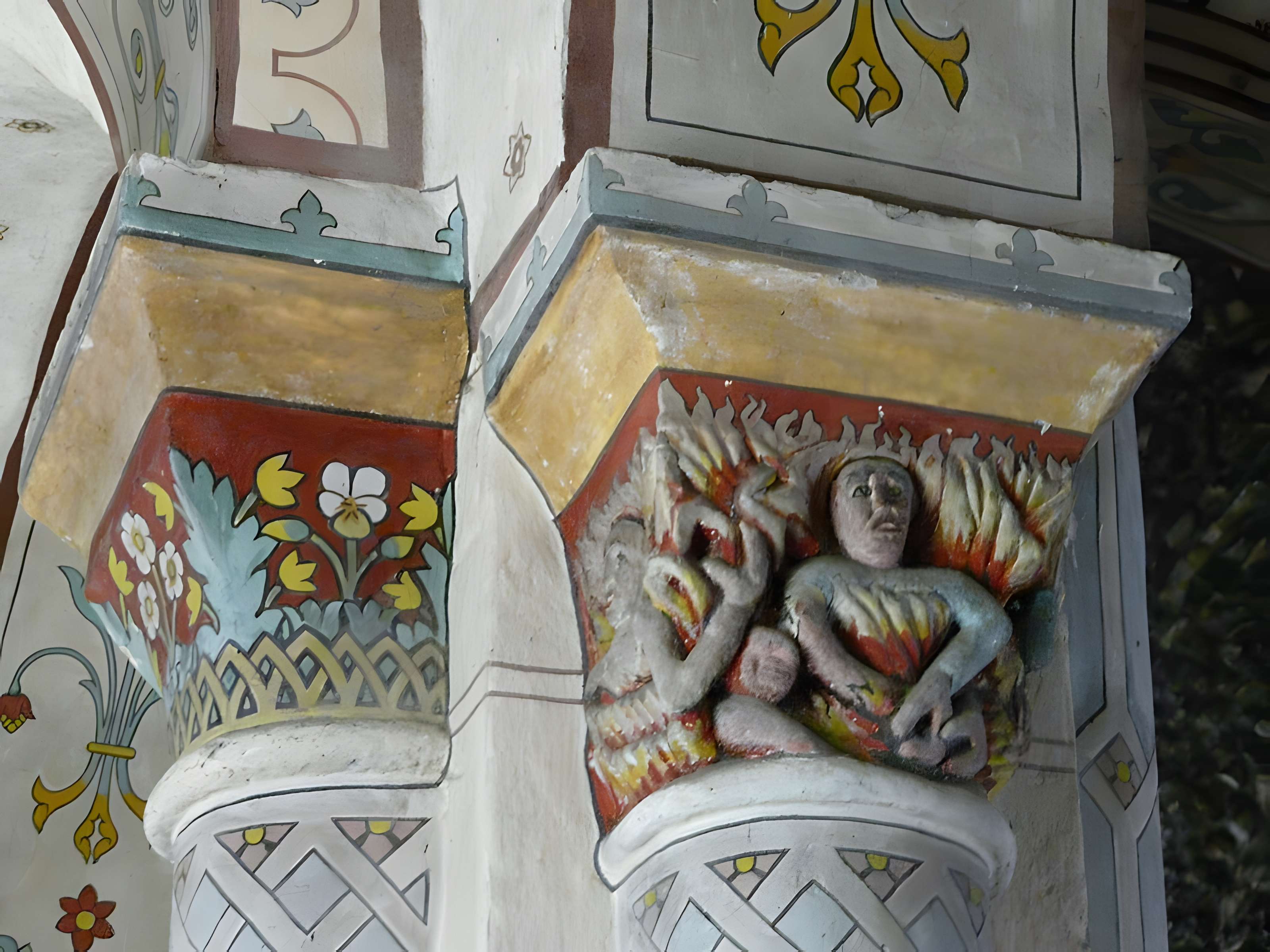 Église Saint-Austremoine à Égliseneuve-d'Entraigues