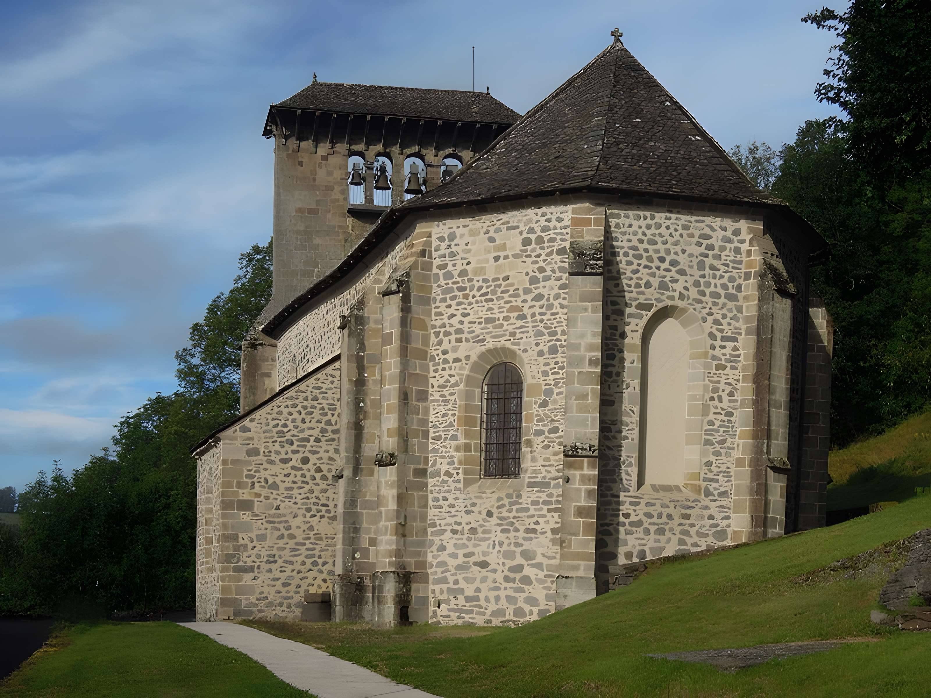 Église Saint-Avit de Carlat 