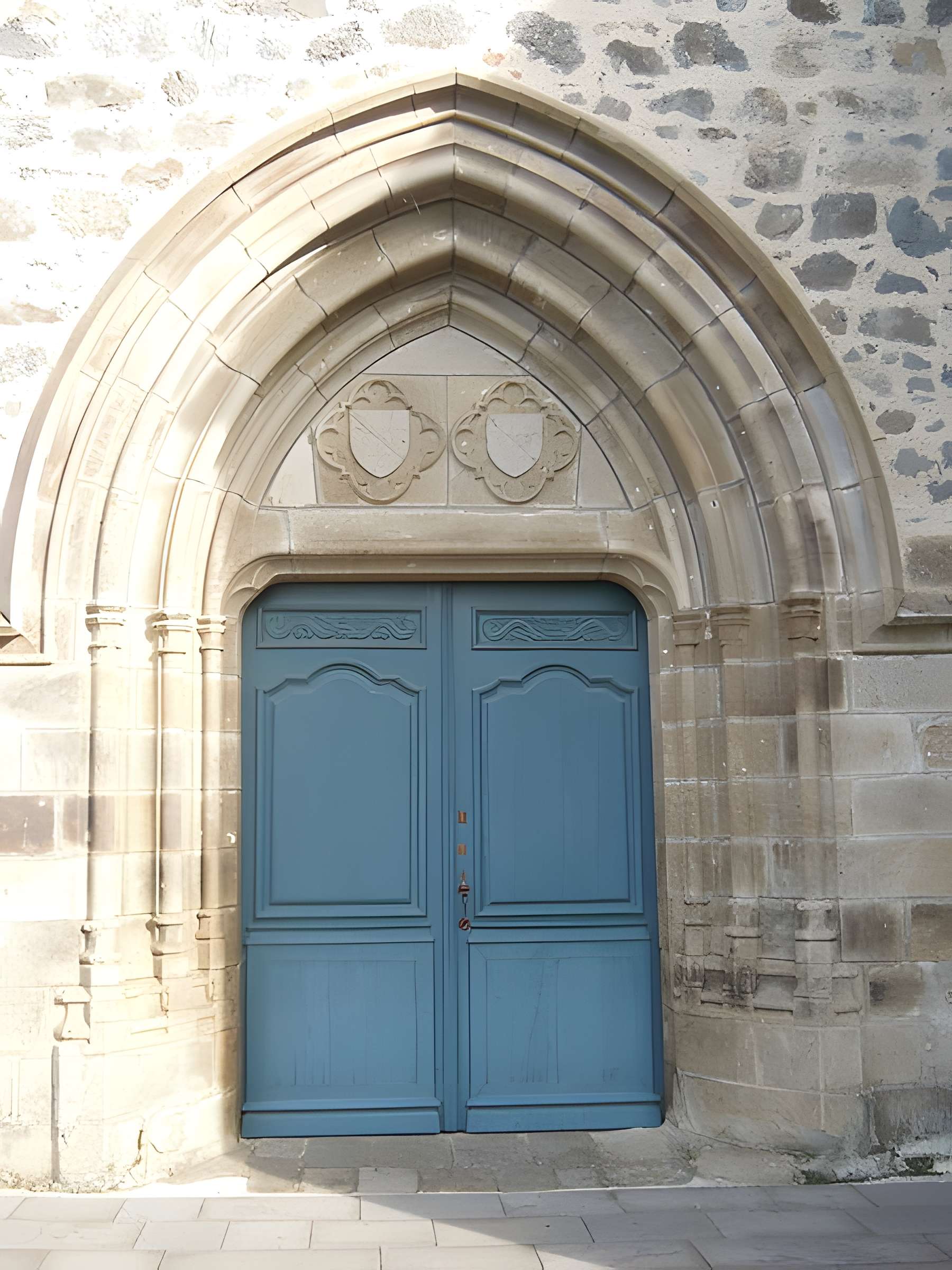 Église Saint-Avit de Carlat