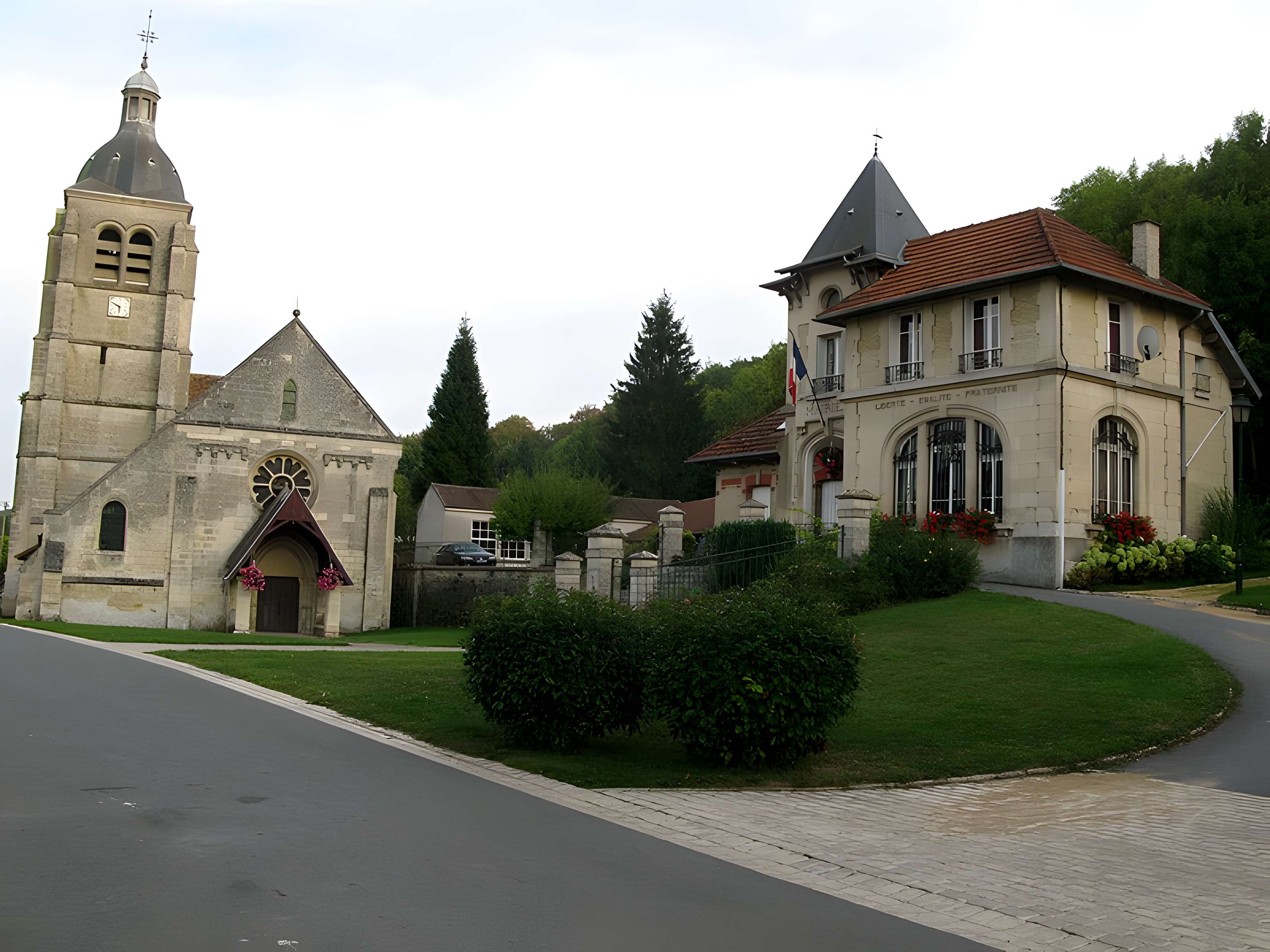 Église Saint-Bandry de Saint-Bandry
