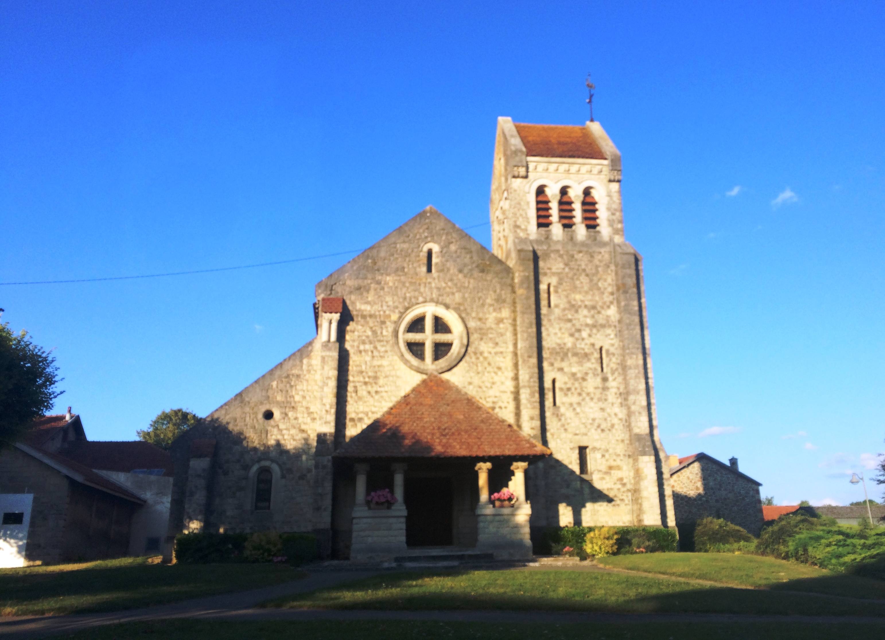 Photo de Saint-Hilaire Church of Saint-Hilaire-le-Grand