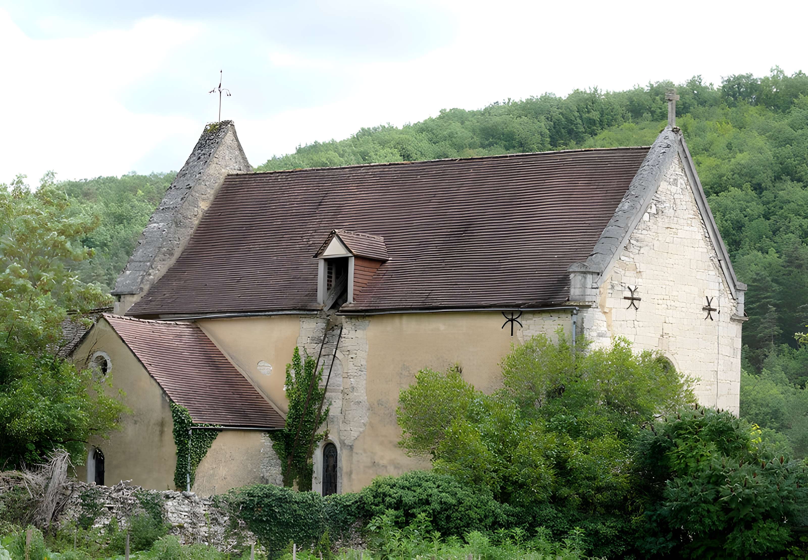 Église Saint-Barthélemy de Bouzic 