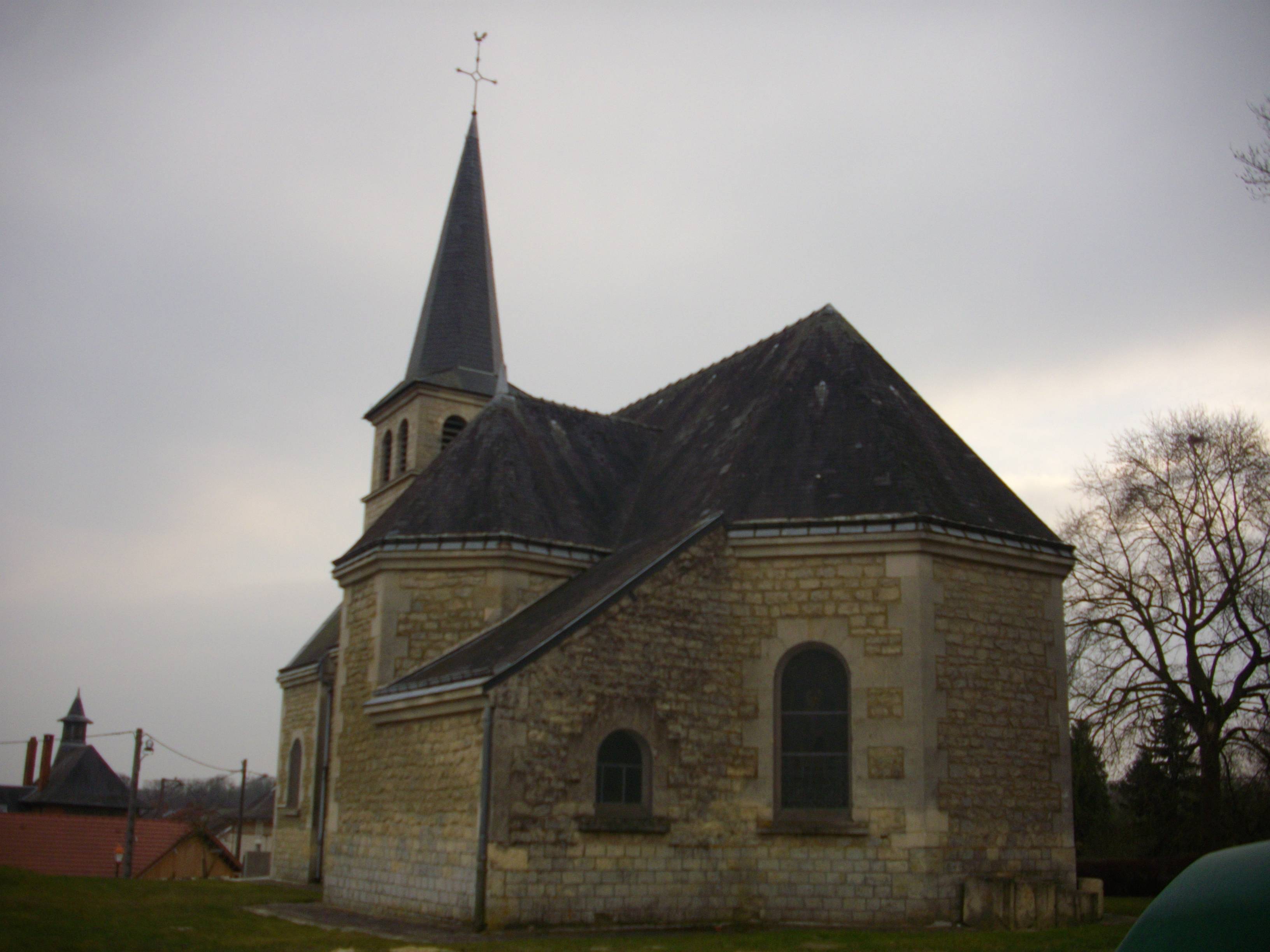 Photo de 蒂尔圣雷米教堂