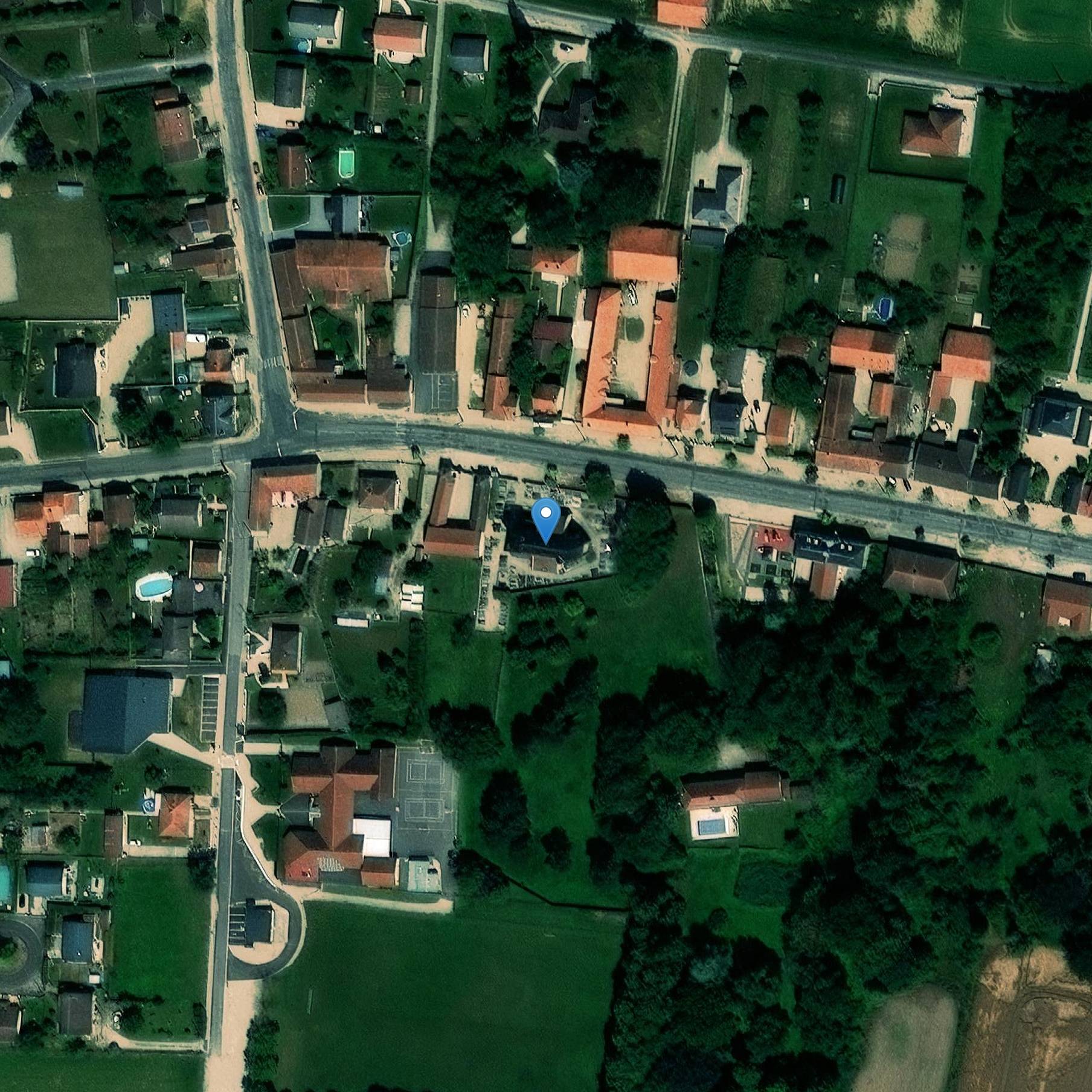 Photo de ティエブルモンの聖ローレンス教会