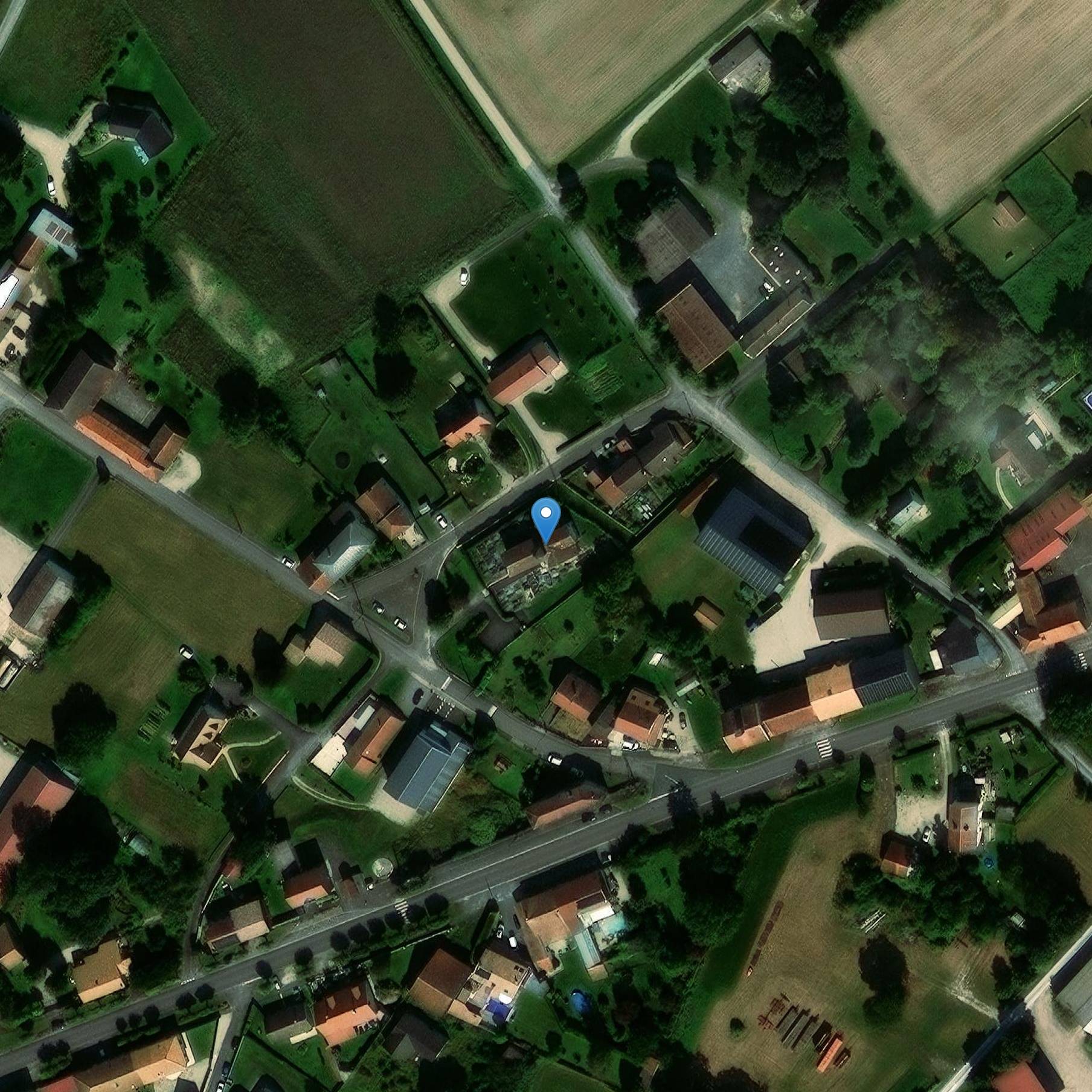 Photo de 蒂洛伊圣玛丽教堂