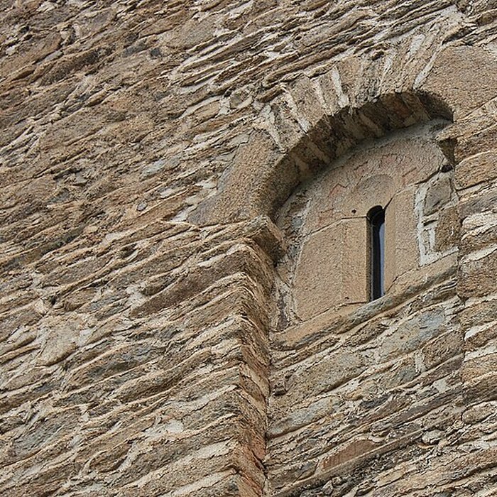 Photo de Eglise Saint-Barthélémy et ses annexes tour et chapelle