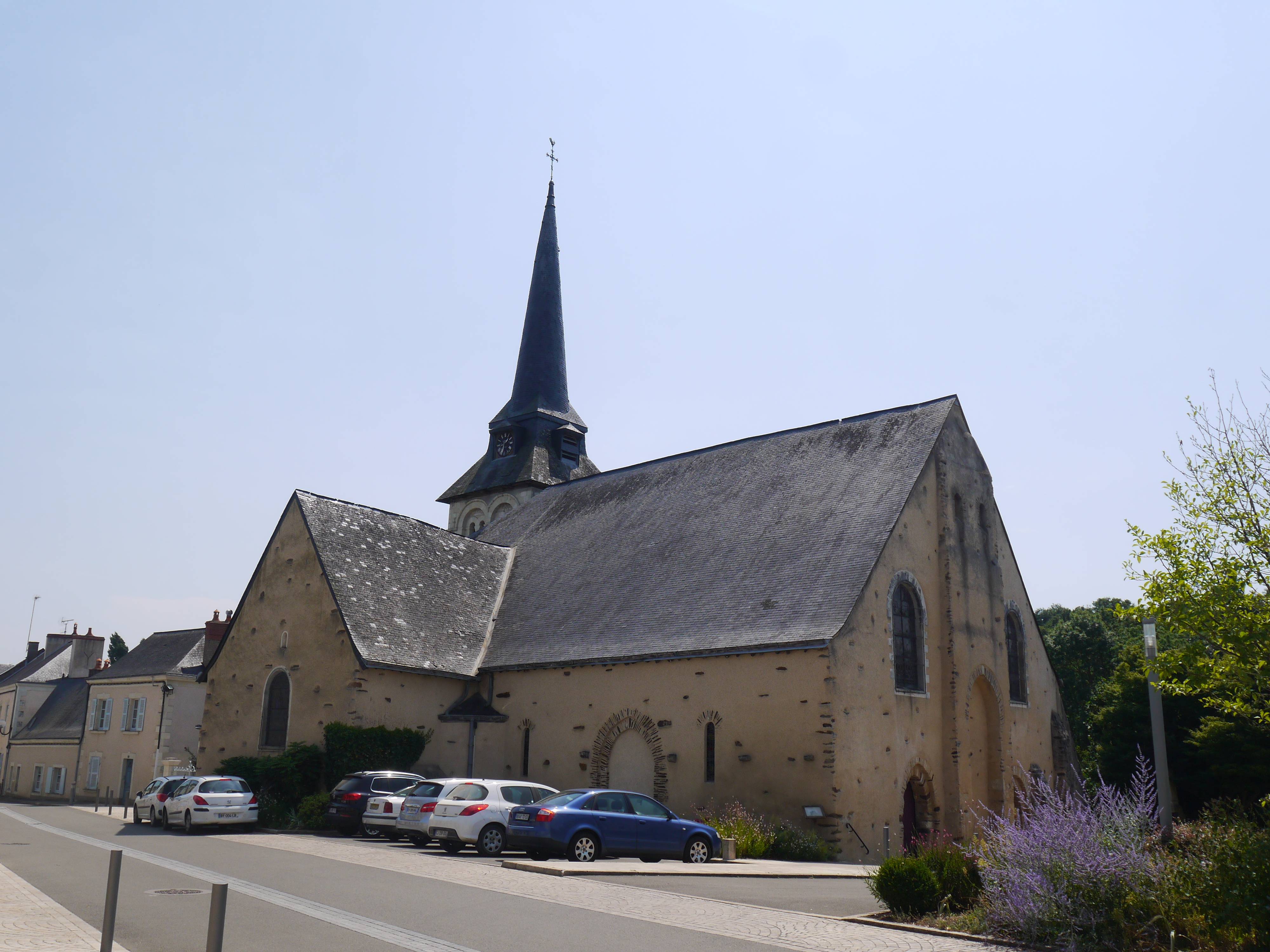 Photo de Église Saint-Saturnin d'Azé