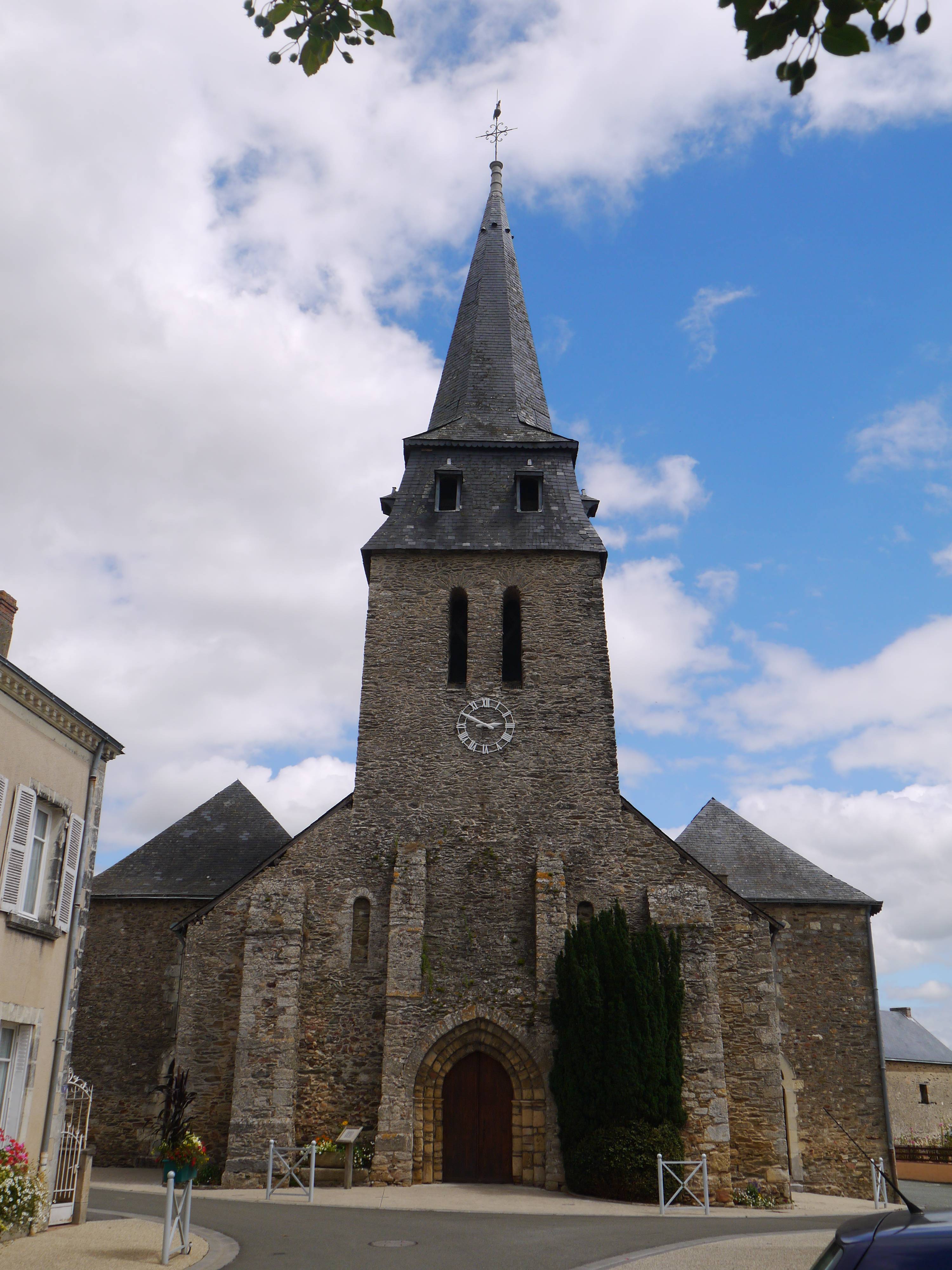 Photo de Église Saint-Pierre de Bierné