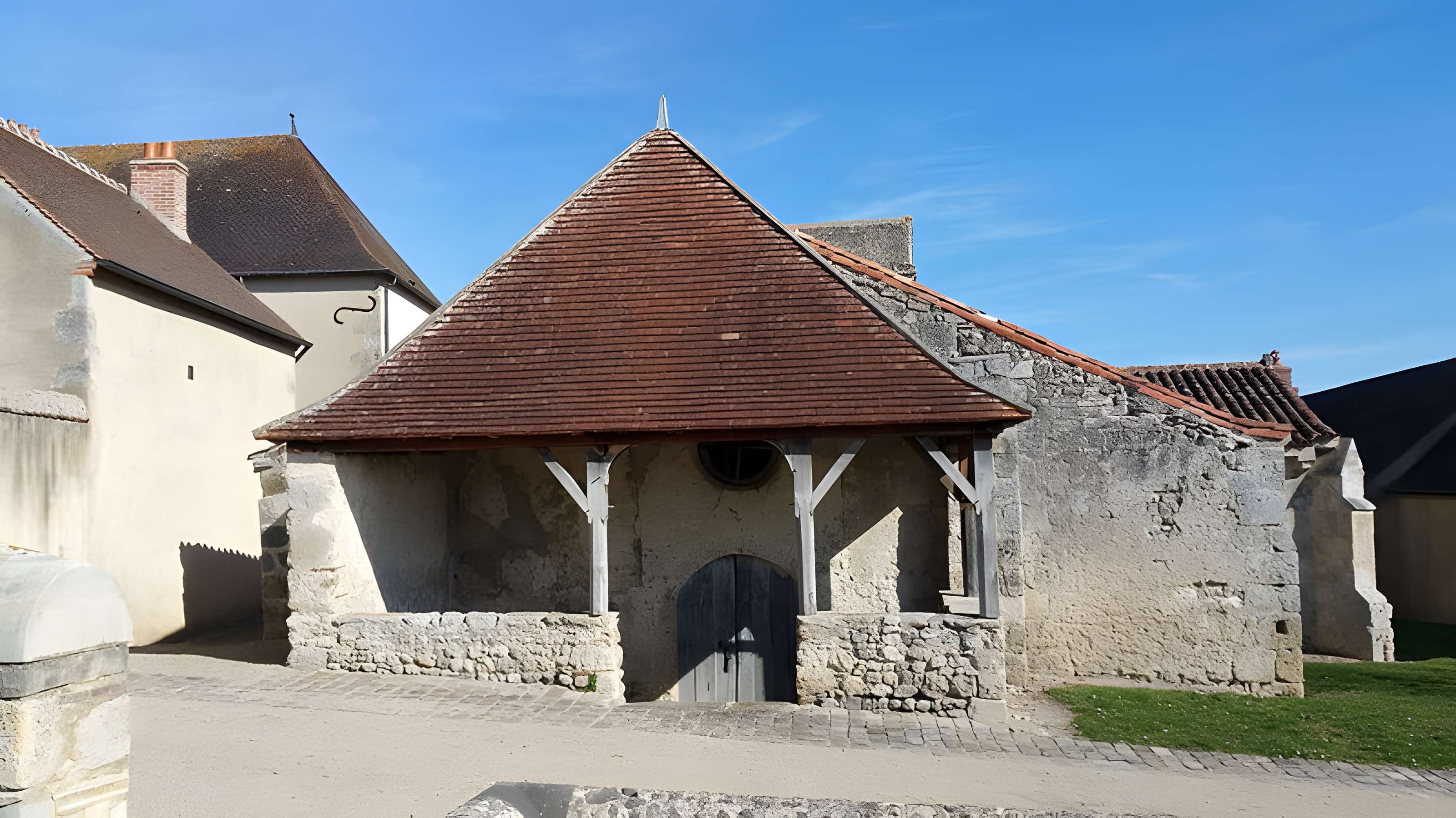 Église Saint-Blaise de Chareil
