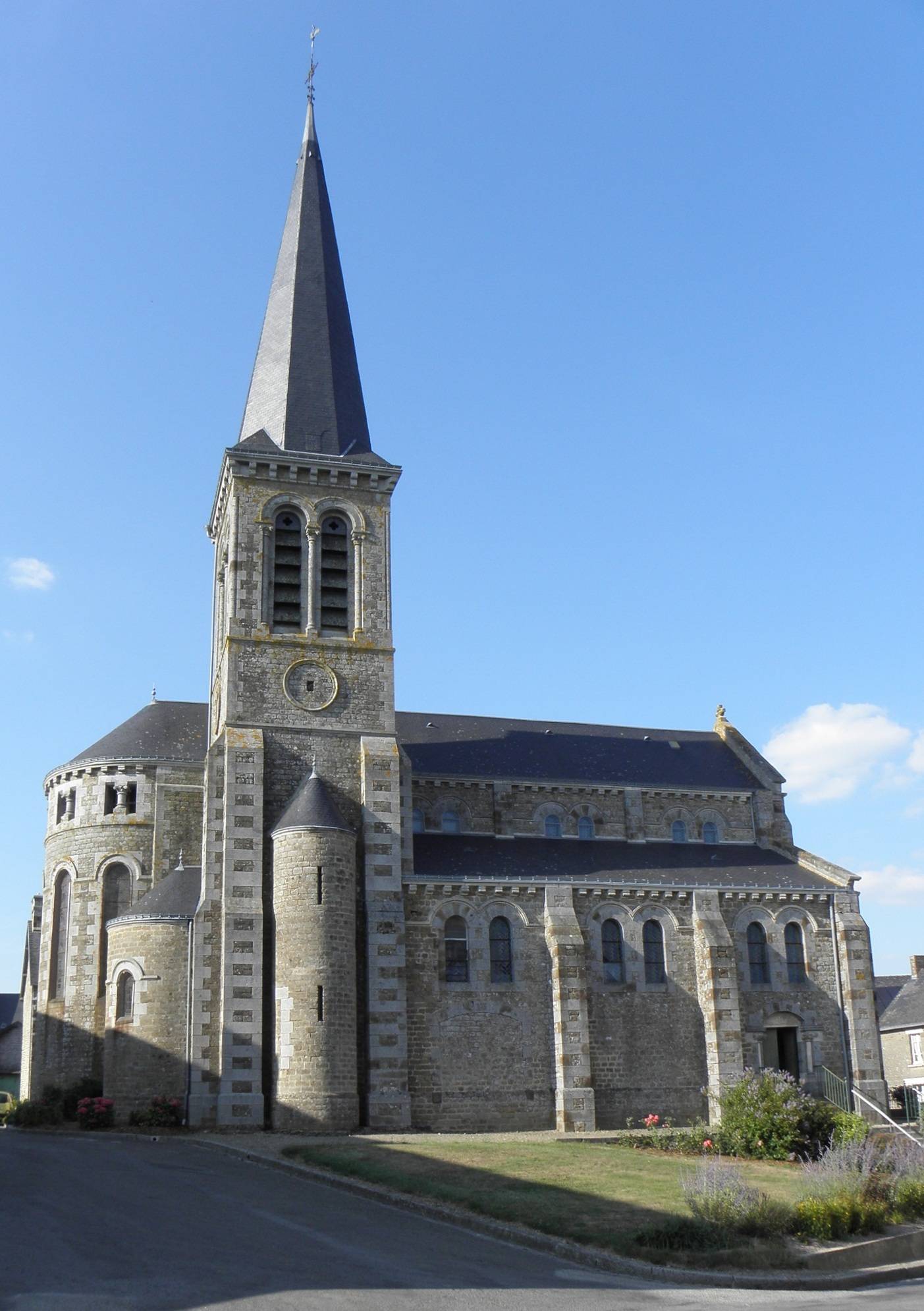 Photo de Église Saint-Jean-Baptiste de Carelles