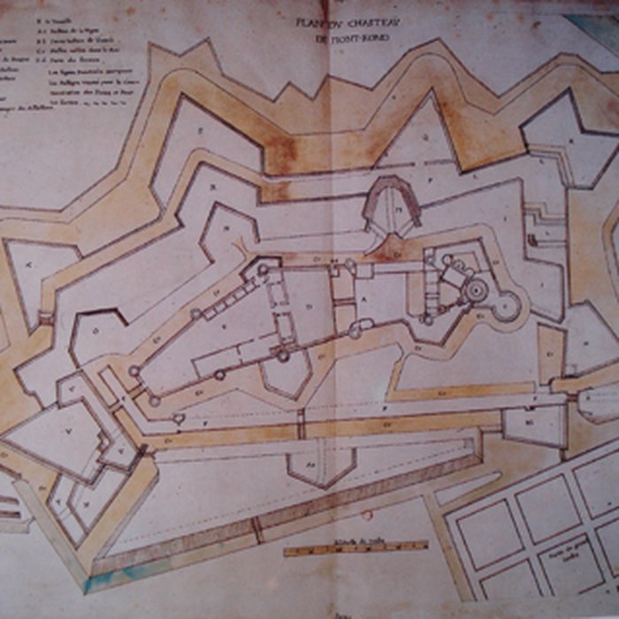 Photo de Château de Montrond à Saint-Amand-Montrond